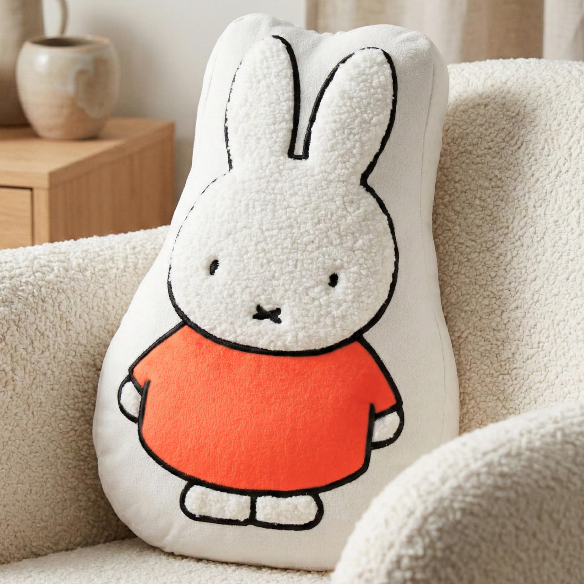 フィフィアンドロメオ　fifi&romeo ベッド・クッション Amazon.com: Miffy Bedding Plush Pillow – Soft Plush Throw Pillow