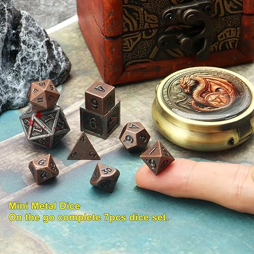 Miniatura 2 de Haxtec Mini juego de dados con llavero de 0.394 in, mini dados de metal DND, juego de dados de metal antiguo de hierro antiguo D&D, portátil, 7