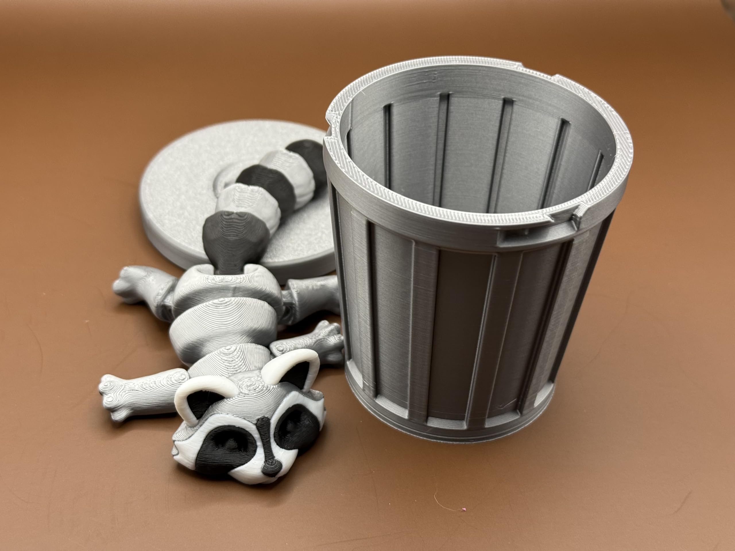 Generic Gray Raccoon Fidget Toy, Flexible Stress Relief, Trash Panda, Articulated Toy, Perfect for Kids and Adults Comes with Trash Can - Image 4