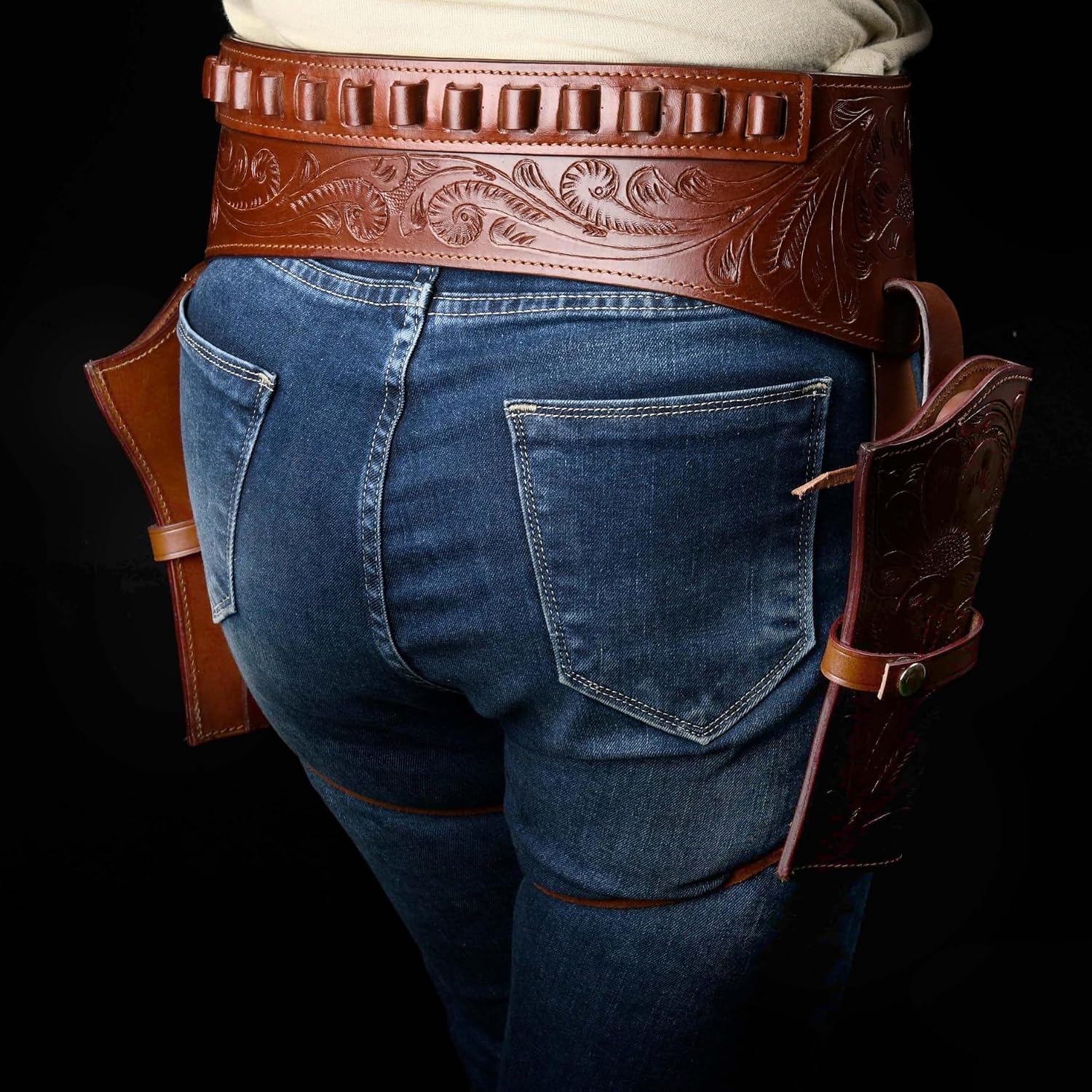 Hulara Full Grain Leather Western Gun Belt and Holster for Men – Fits .357 and .38 Cal Revolvers – Cowboy Style