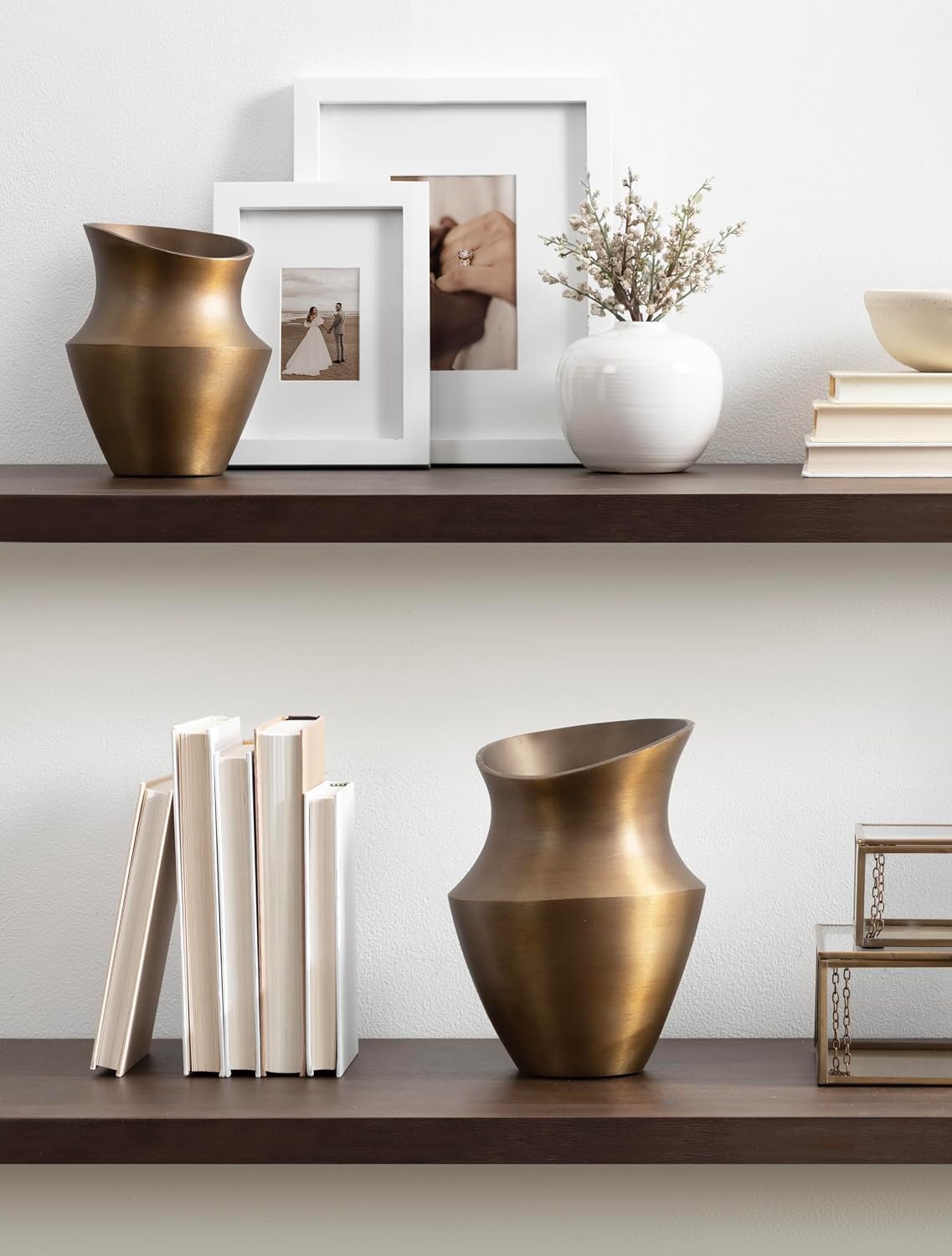 Kate and Laurel Suhana Two-Piece Vintage Metal Vase Set, Set of 2, Brass, Decorative Classic Cast Aluminum Tabletop Vases for Use as Dining Table Centerpiece or Living Room Decor