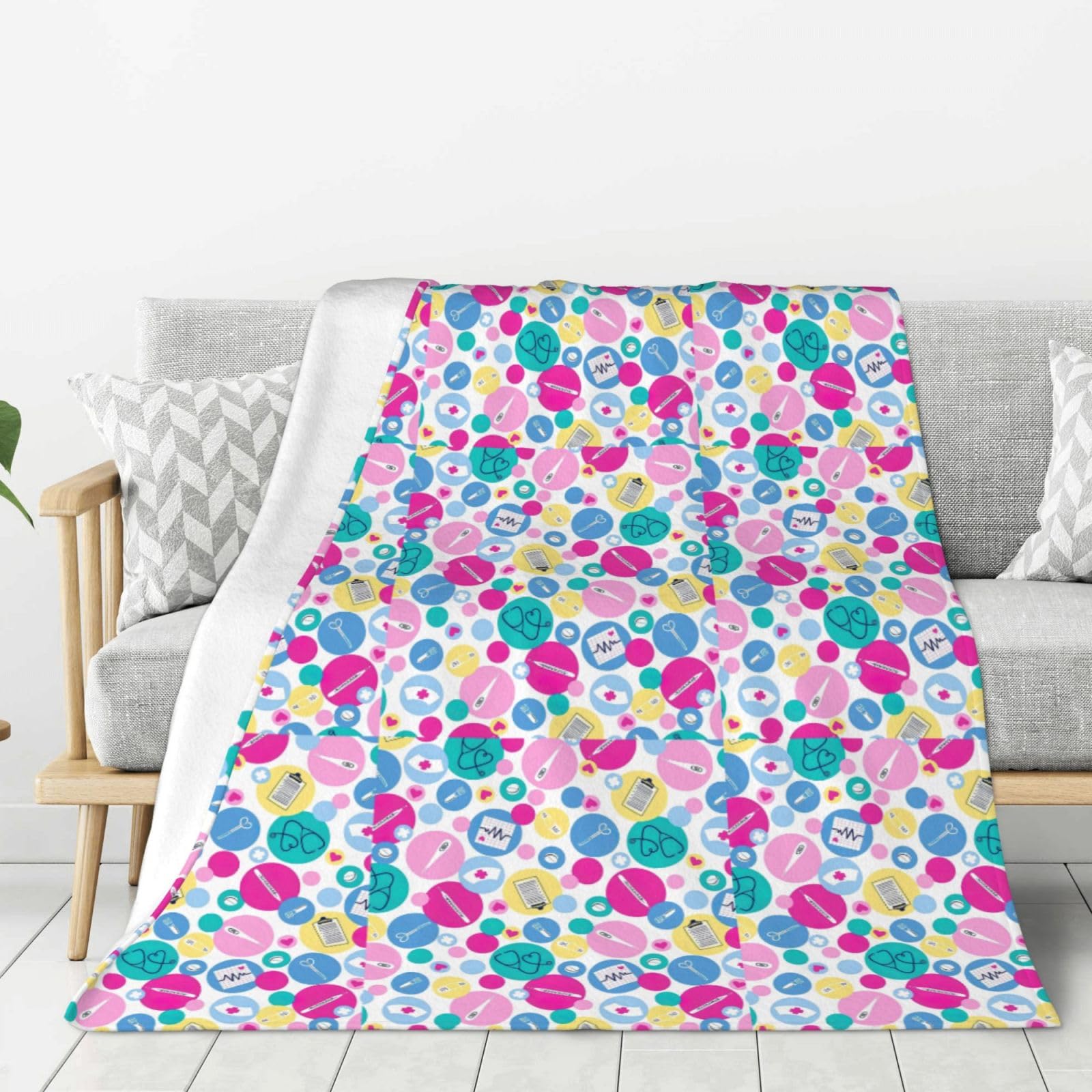 Couverture flanelle infirmière mignonne pour camping et soirées canapé