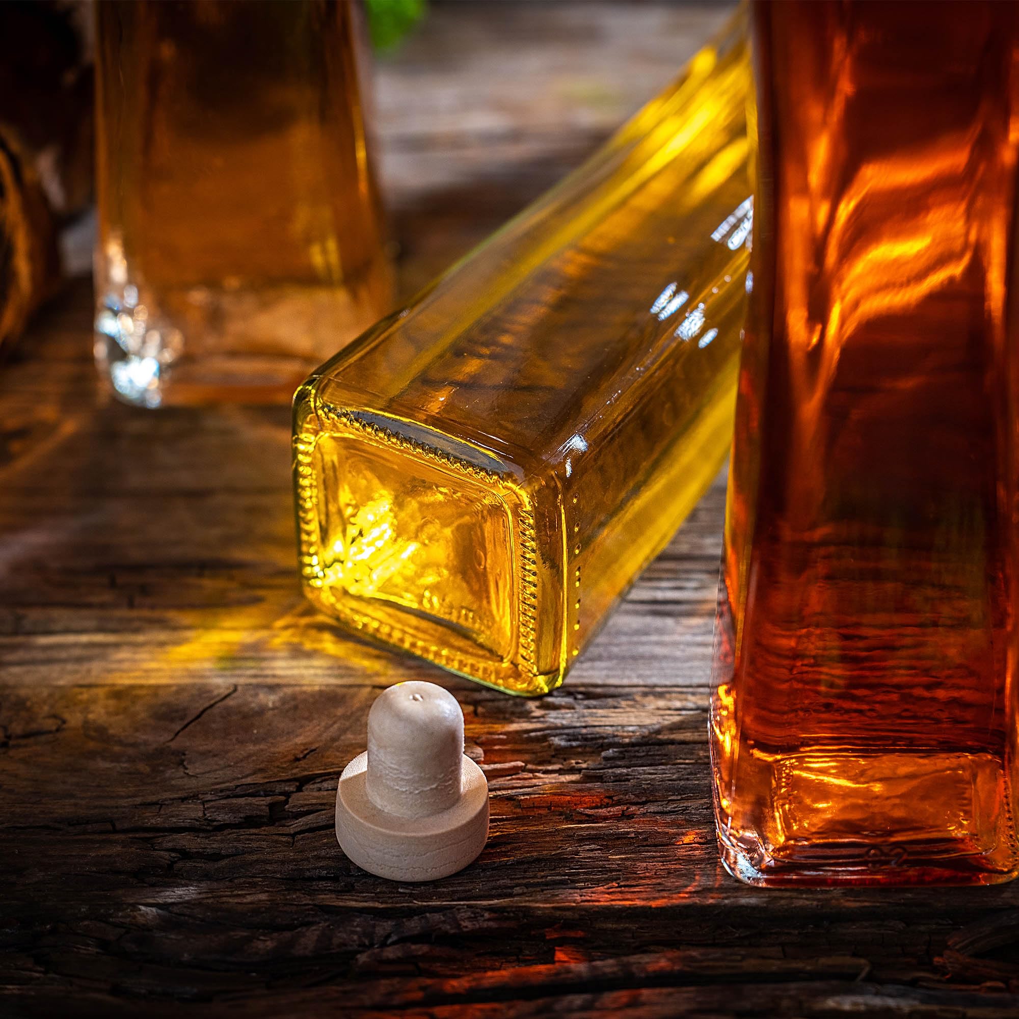 KADAX Juego de 50 botellas de cristal de 500 ml con corcho, botellas vacías para rellenar licor, licor, aceite y vinagre, ideales para regalar botellas de cristal reciclables