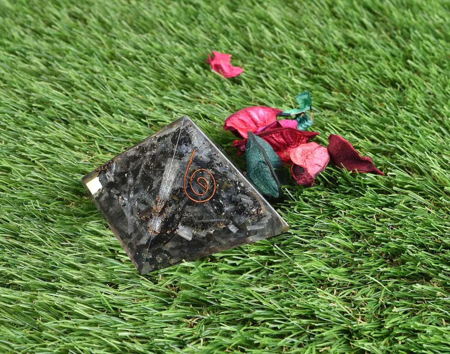 Blessfull Healing Reiki Stone Gift Labradorite with Copper Logo Pyramid Chakra