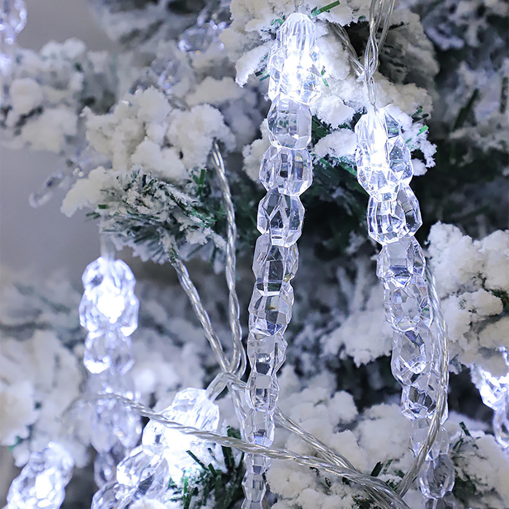 Eiszapfen-Lichterkette mit Stecker, 20 m/200 LEDs & Fernbedienung, Acryl-Kristall-Eissäulen-Lichterkette für winterliche Gartenpartys, Innen- und Außendekoration (Weiß)