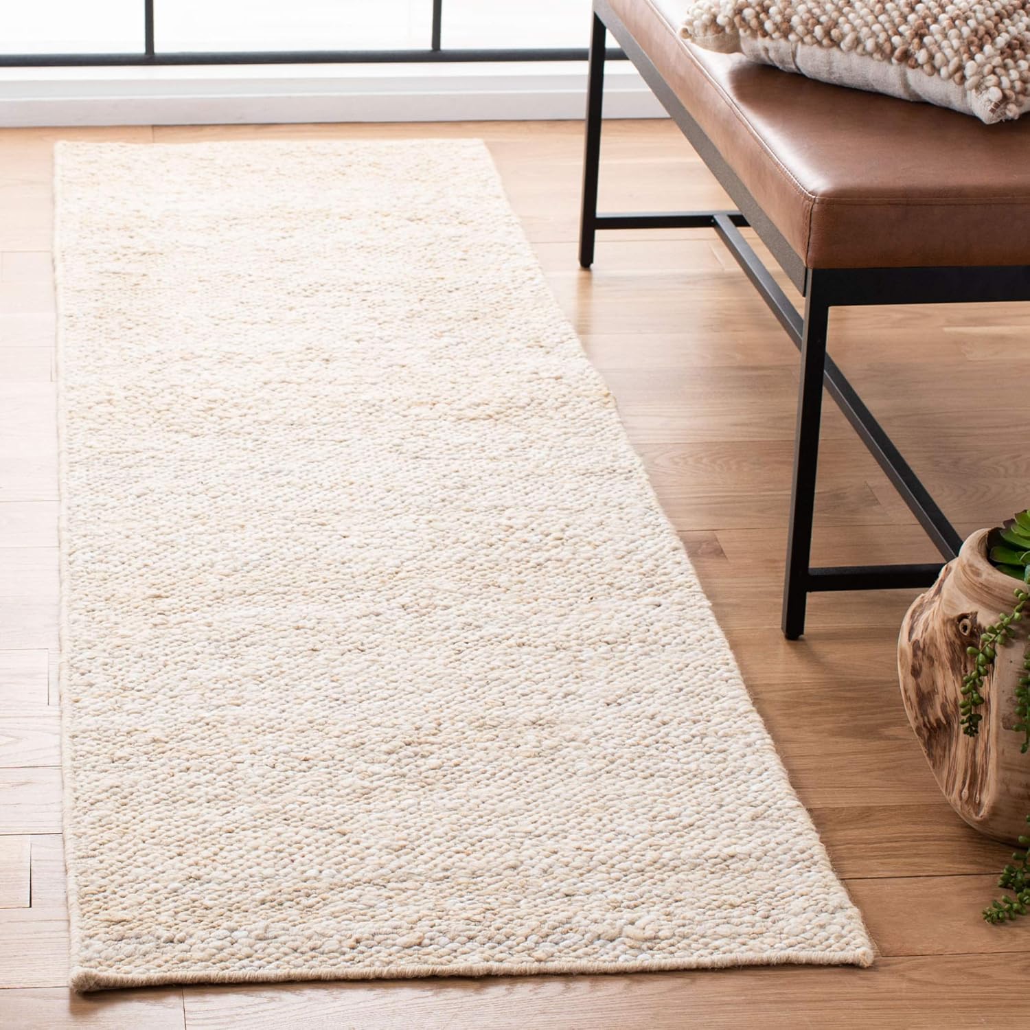 SAFAVIEH Natura Collection Runner Rug - 2'3" x 8', Beige, Handmade Wool, Ideal for High Traffic Areas in Living Room, Bedroom (NAT263B)