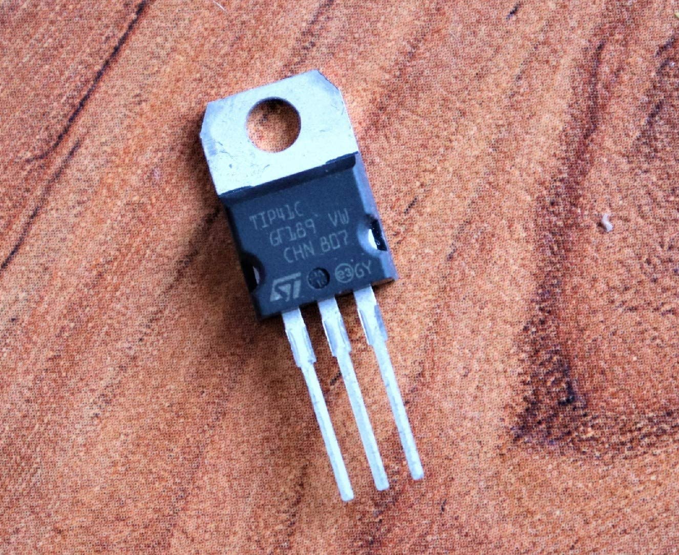 Electronic Spices TIP41C Isola do NPN Power Transistor Electronic Component (Pack Of 10) (TIP41C Isolado)-picture-10