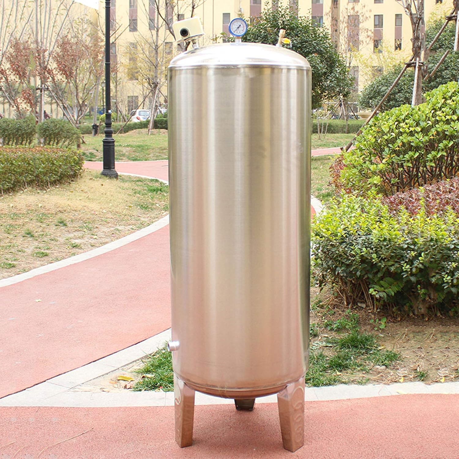 Water tank Stainless Steel Well Pressure Tank, Vertical Pressure Well Water Tower, Household Automatic Water Supply Pressurized Water Storage Tank with Ball Valve for Domestic Water Systems