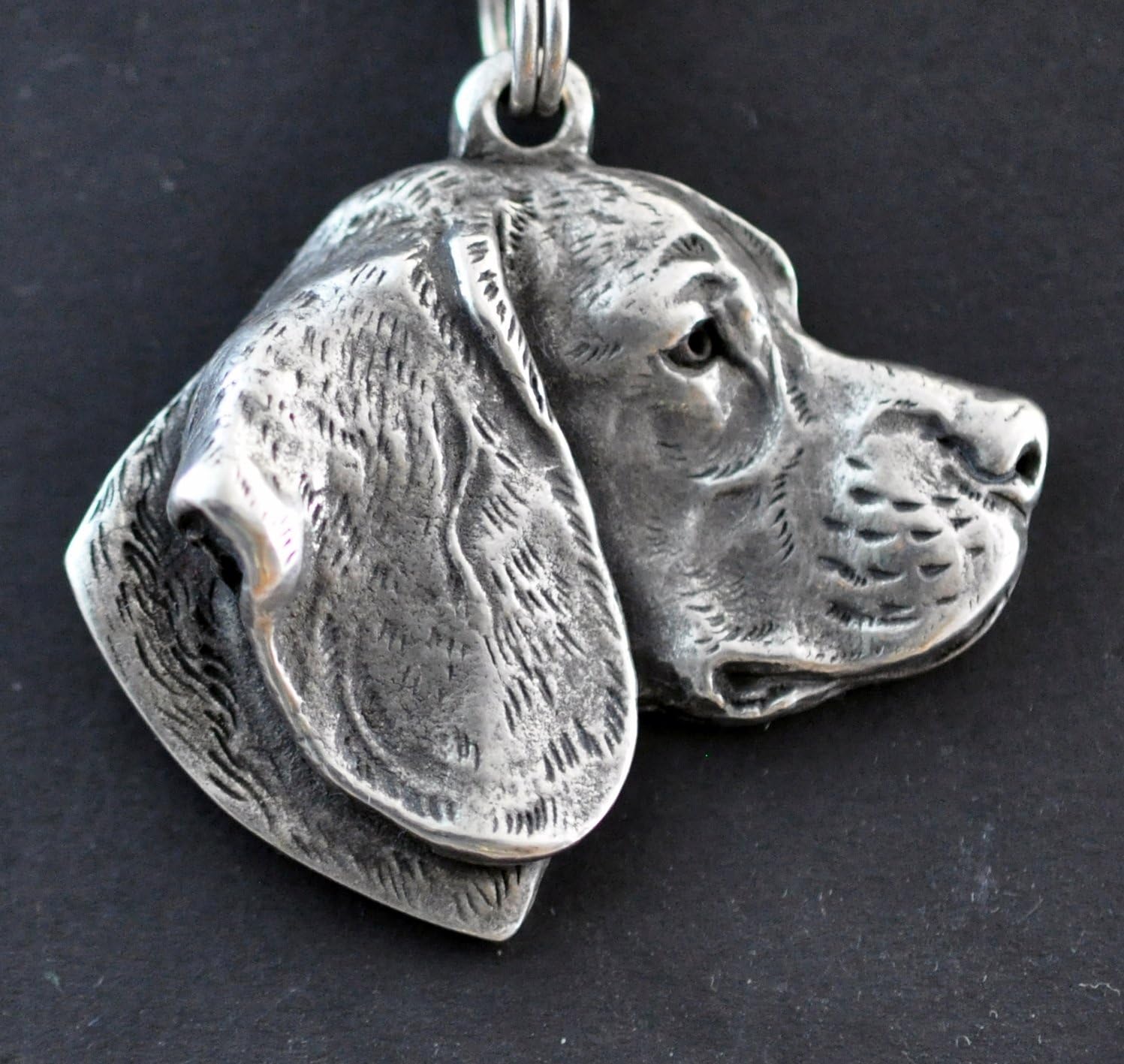 Art-Dog Silver-Plated Dog Pendant on a Leather Strap - Dog Necklace from ArtDog Collection – Silver Dog Necklaces for Men and Women – Dog Breeds Jewelry – Beagle