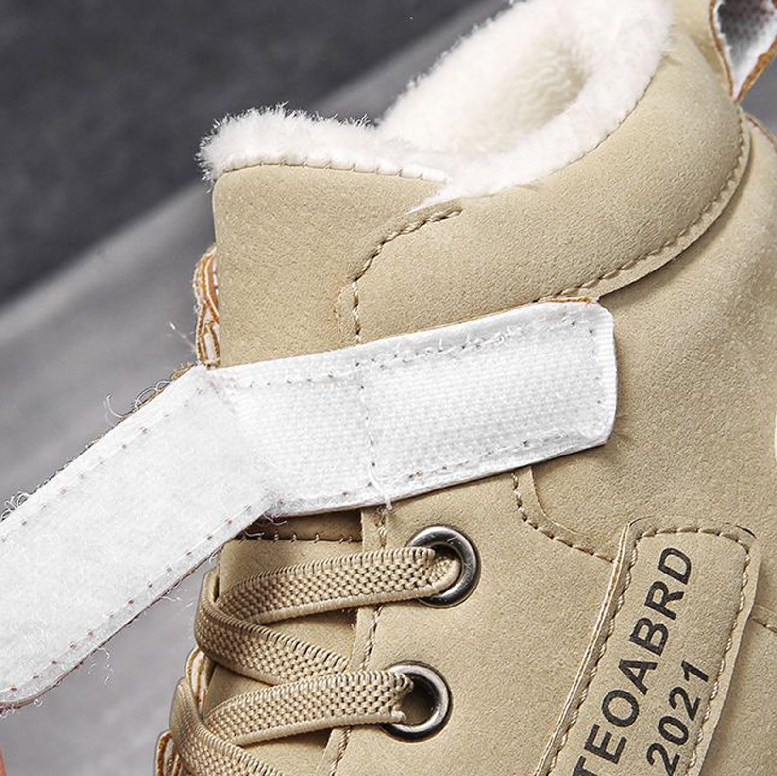 Botas niños fácil Poner Botas de Nieve de Invierno para niños, cálidas y Casuales, de Gamuza, de Color, cómodas y Antideslizantes (Beige, 36 Big Kids)