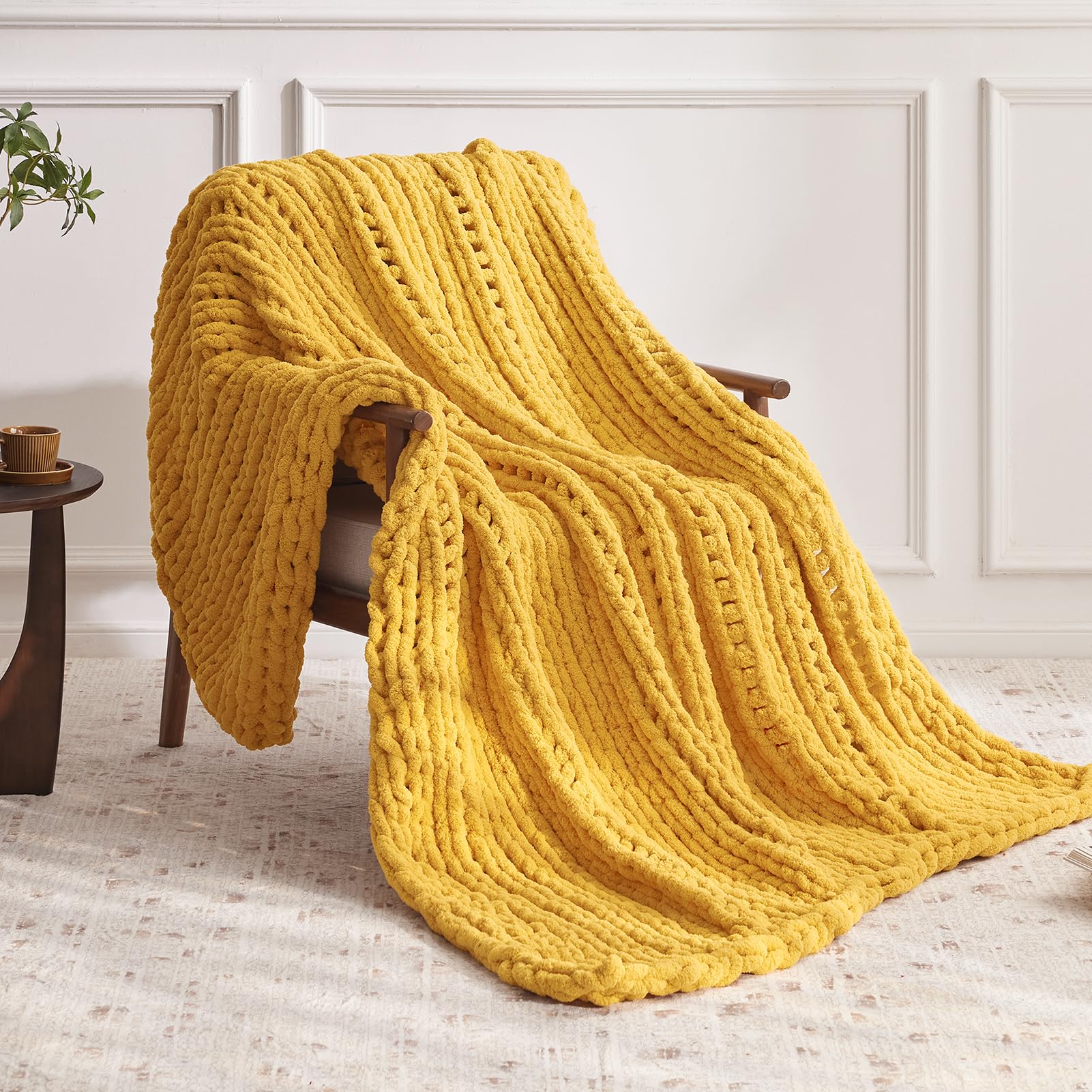 Chunky Knit Throw Blanket, 30''*40'' Knitted Throw Chenille Blankets for Bed Couch, Handmade Yellow Crochet Blanket Thick Blanket for Kids, Machine Washable Cute Comfy Blanket for Home Decor