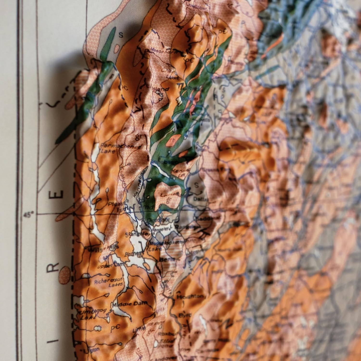 Muir Way Raised Relief Map of Maine 1933 - True 3D Topographic Wall Map with Molded Terrain - Unframed, 22x32