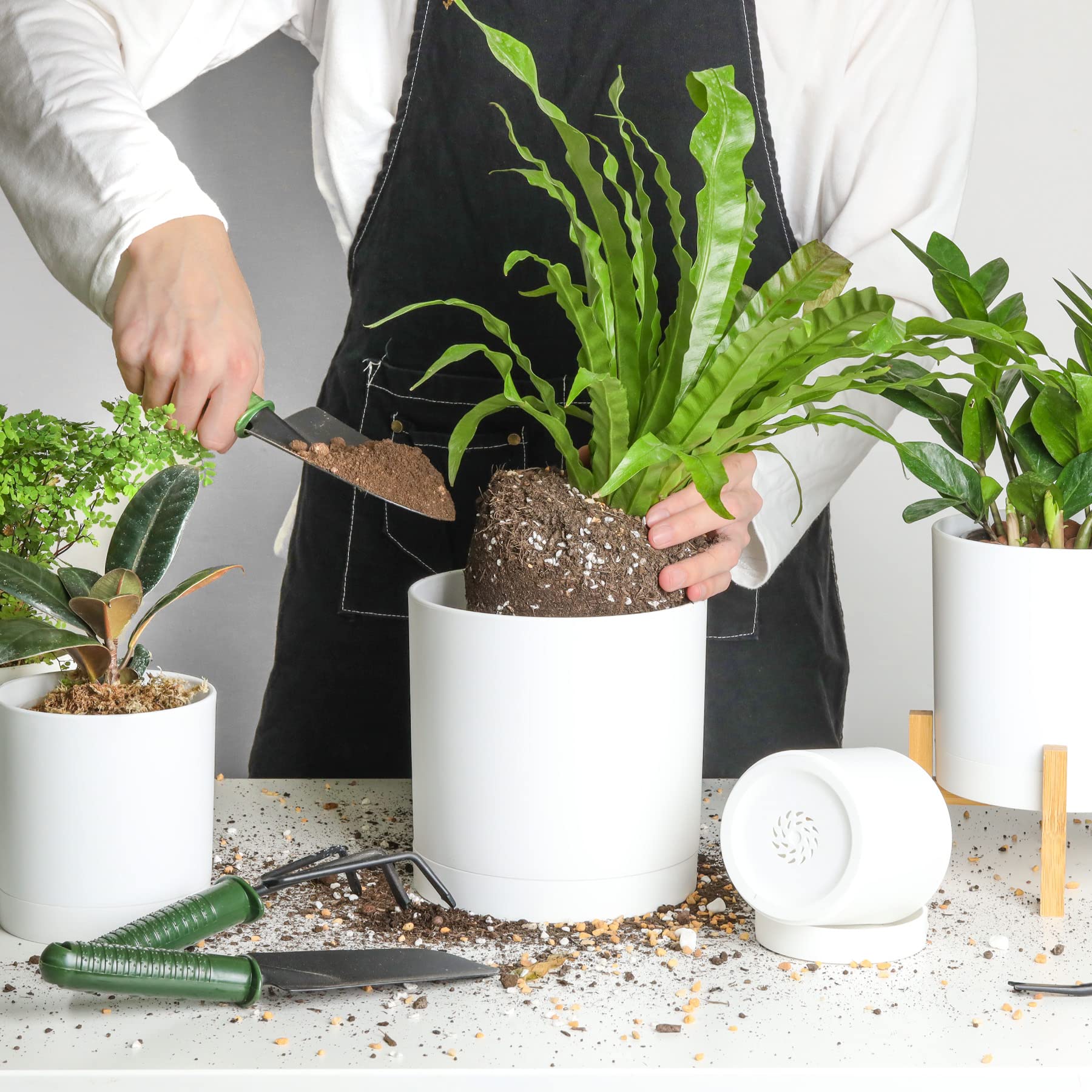 T4U Lot De 4 Pots De Fleurs En Plastique Avec Soucoupe, Pot