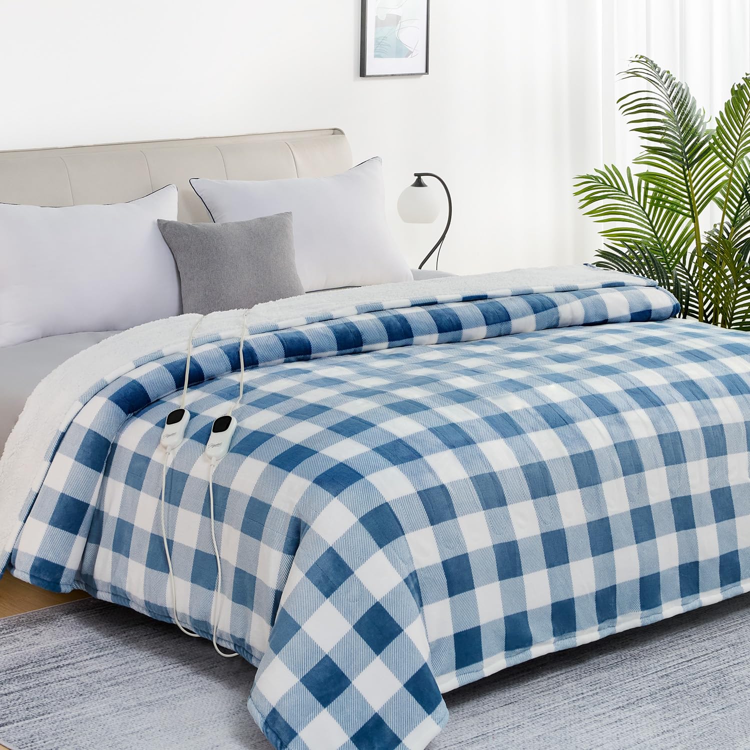 Homemate Electric Blanket Heated Queen Size - 84“x90“ Ultra Soft Cozy Flannel Heating Blanket with 10 Fast Heat Levels 8 Hours Auto Off Over-Heated Protection ETL Certification Keep Warm in Home ( One in stock is BLACK AND RED)