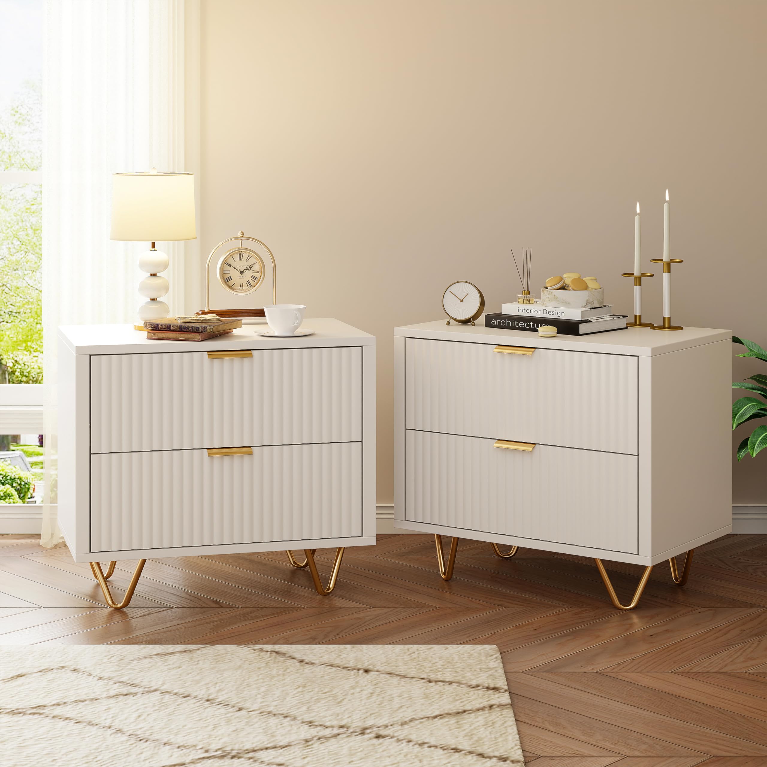 Comodino Moderno Mid-Century Con Stazione Di Ricarica USB E Prese - Cassetto Scanalato E Ripiano Aperto, Marrone Noce Per Camera Da Letto E Soggiorno - 3