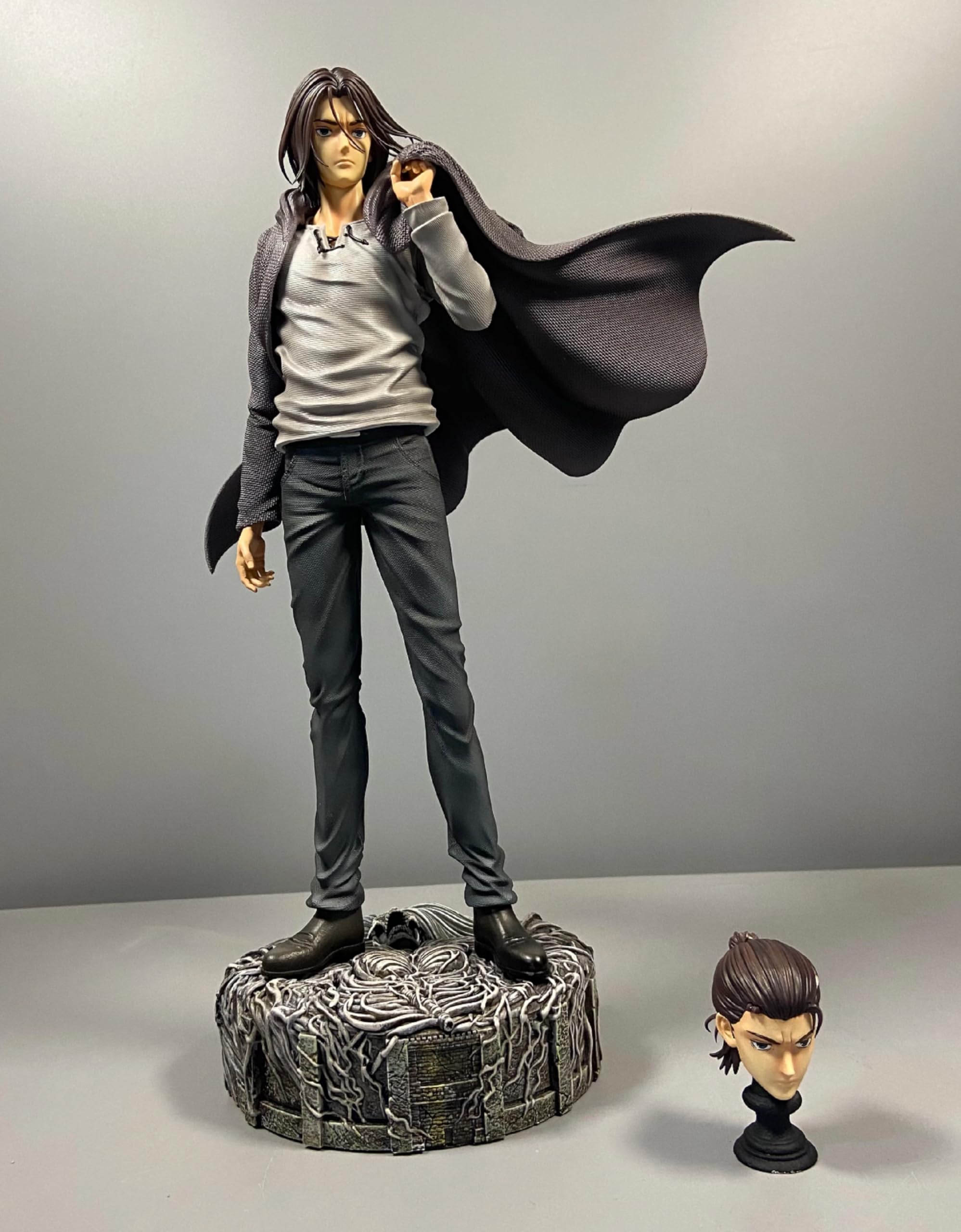 Eren Jaeger Long Coat Standing Pose Anime Action Figure | 30cm Dual Face Edition with Flowing Cloak & Titan Base Figurine for Table, Desk & Shelf Decor | Gift for Anime Fans & Friends-image-23