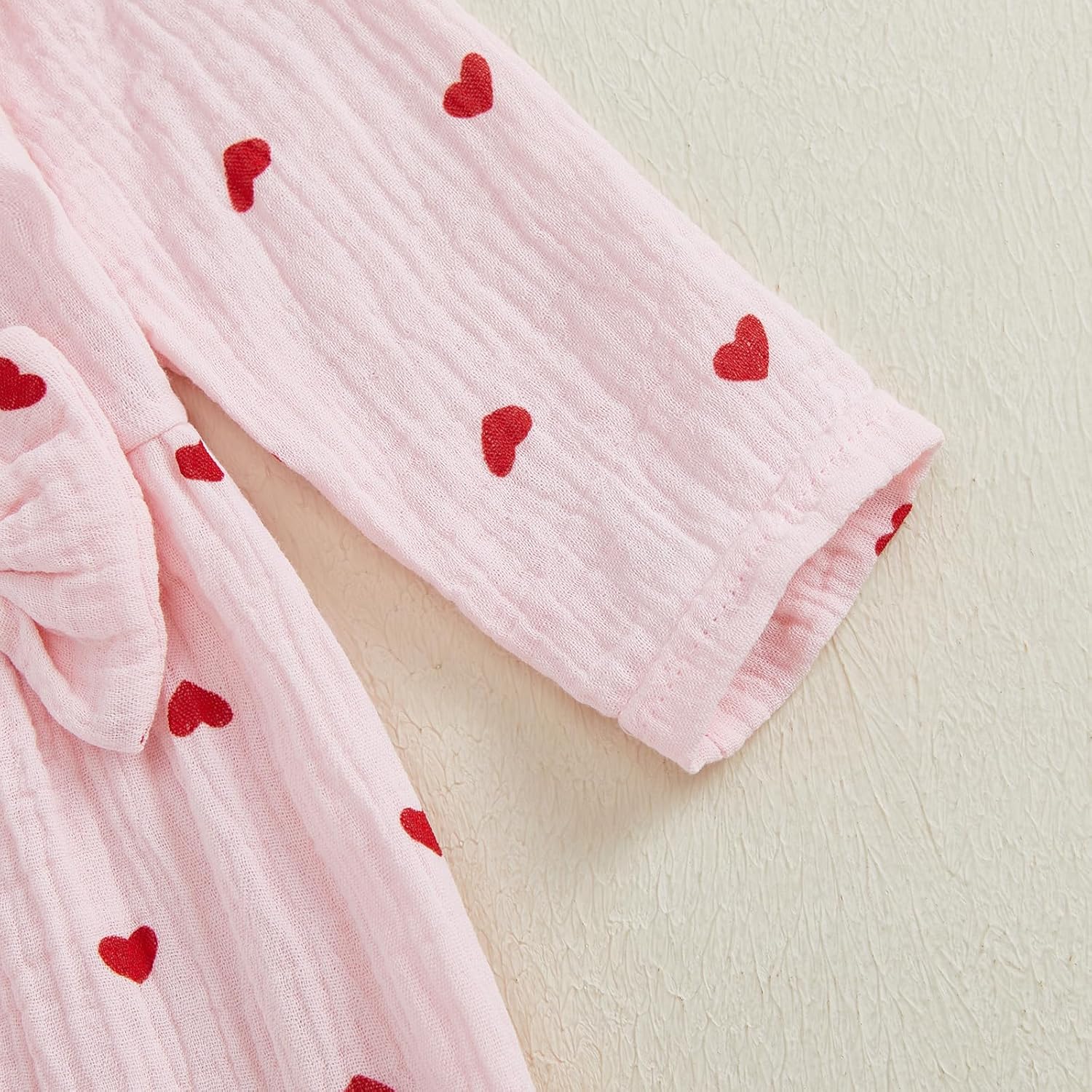 Sasaerucure Infant Baby Girl Valentines Outfit Long Sleeve Heart Jumpsuit Newborn Baby Girl Smocked Bubble Romper + Headband - Image 5