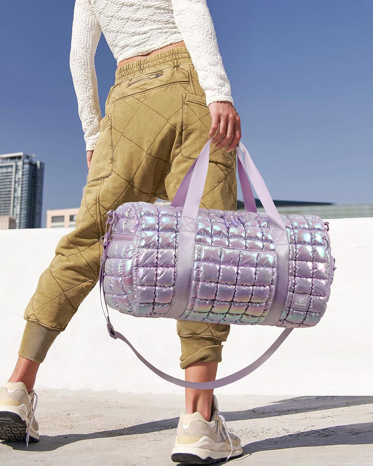 Quilted Duffel Bag for Women, Puffer Gym Duffle Bag with Shoe Compartment Lightweight Large Crossbody Sport Travel Bag Tote Purple Lilac - Image 2