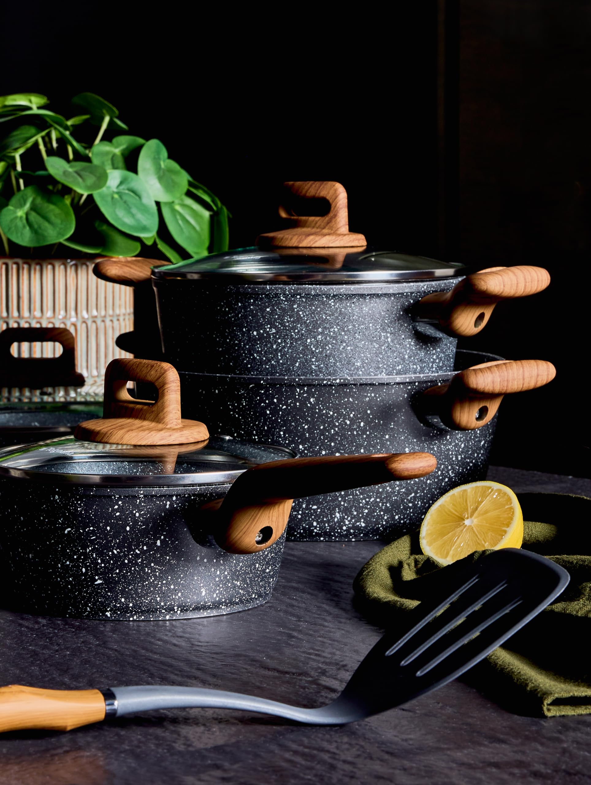 Tognana Wild Stone, batteria di pentole e padelle 8 pezzi, alluminio forgiato, grigio