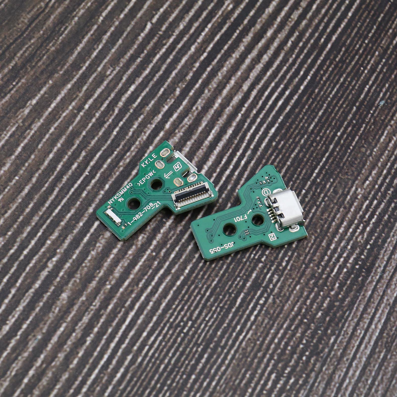 Create idea 2 x płytka interfejsu JDS-055 i 12-pinowy kabel taśmowy kompatybilny z PS4 Pro i PS4 Slim bezprzewodowy kontroler, zamiennik portu ładowania