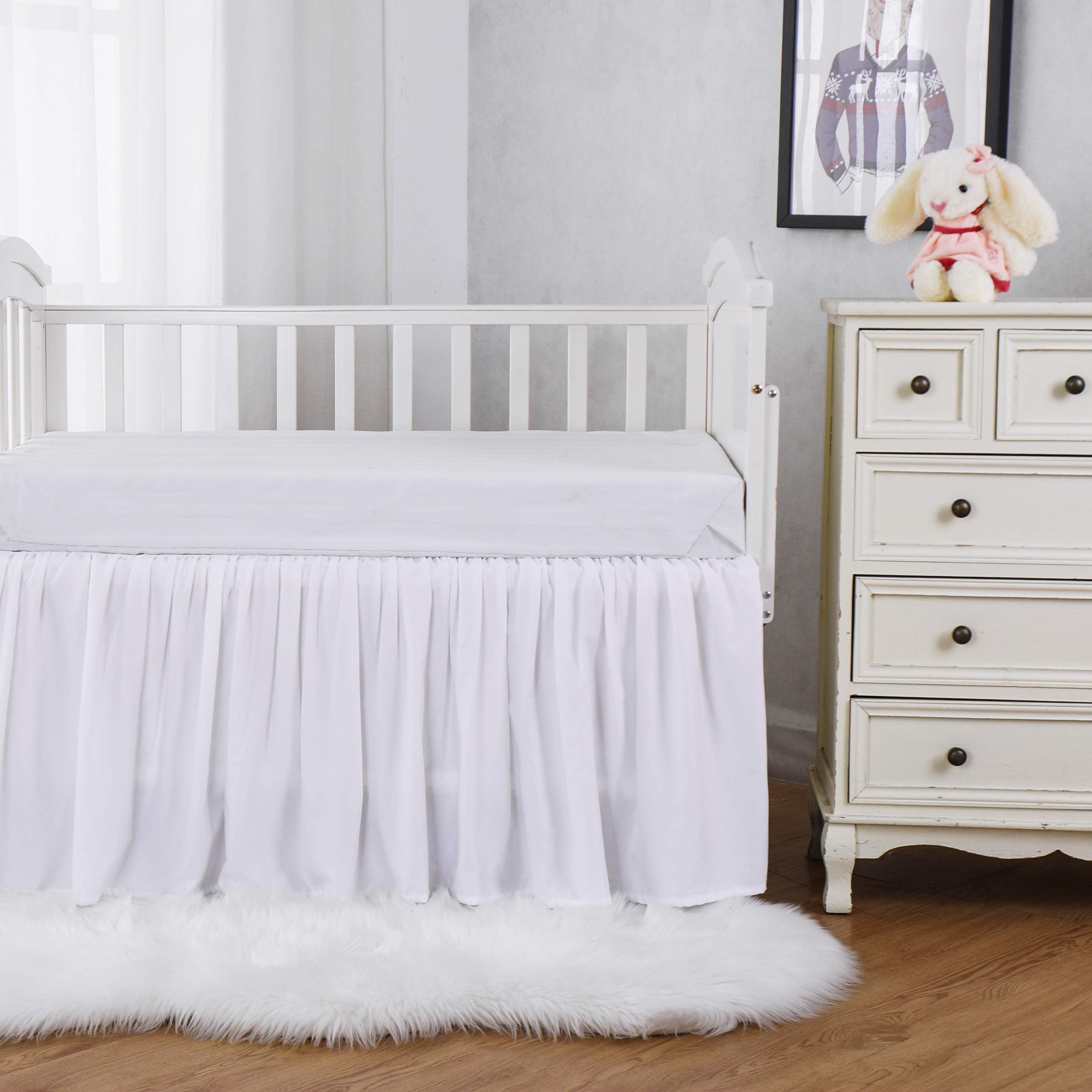 Crib Skirt Dust Ruffle, 100% Egyptian Cotton 400 Thread Count Soft Breathable Crib Bedding Skirt for Baby, Boys and Girls, Fading Resistant (White)