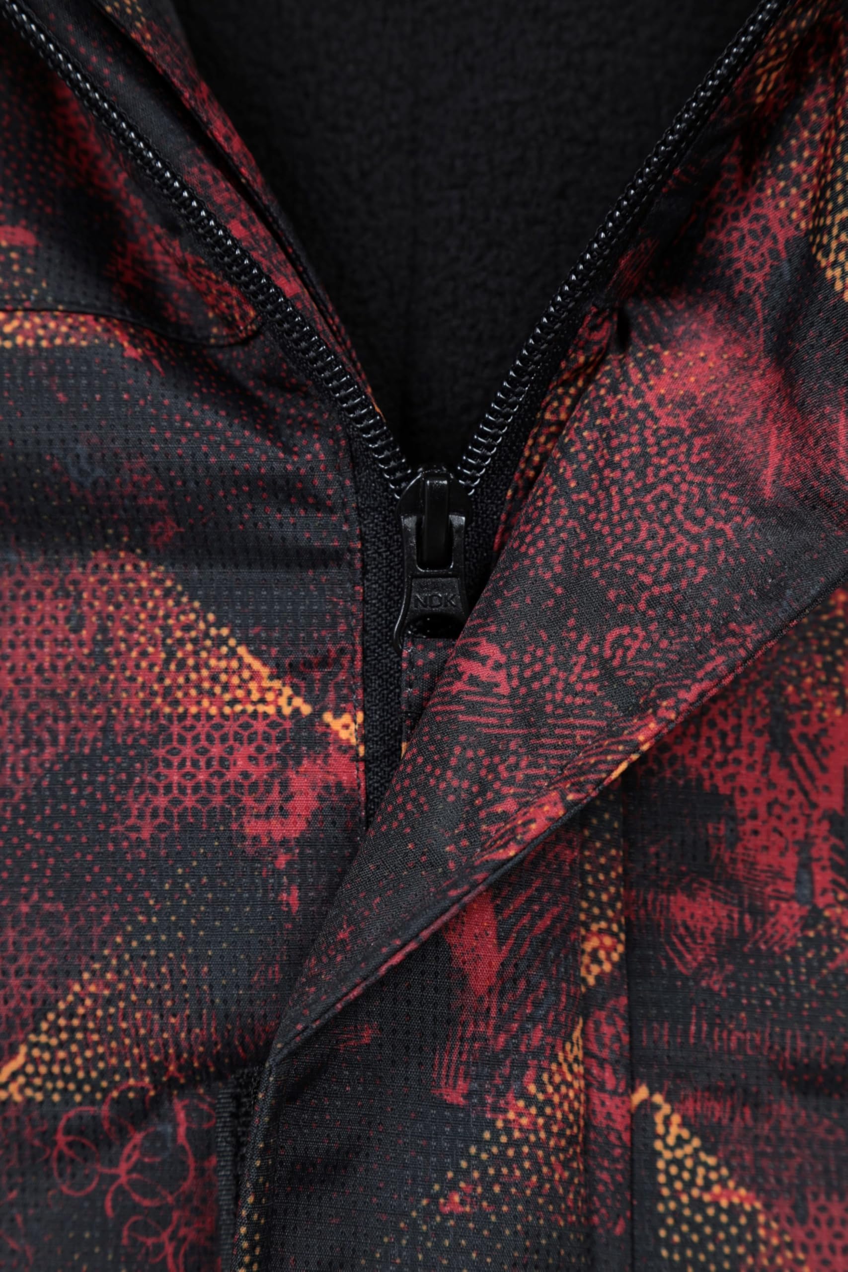 Mountain Warehouse Dusk Skijacke für Herren - Wasserbeständige Snowboardjacke, Fleecefutter, Schneerock, Kapuze und Bündchen zum Verstellen - Ideale Winterjacke
