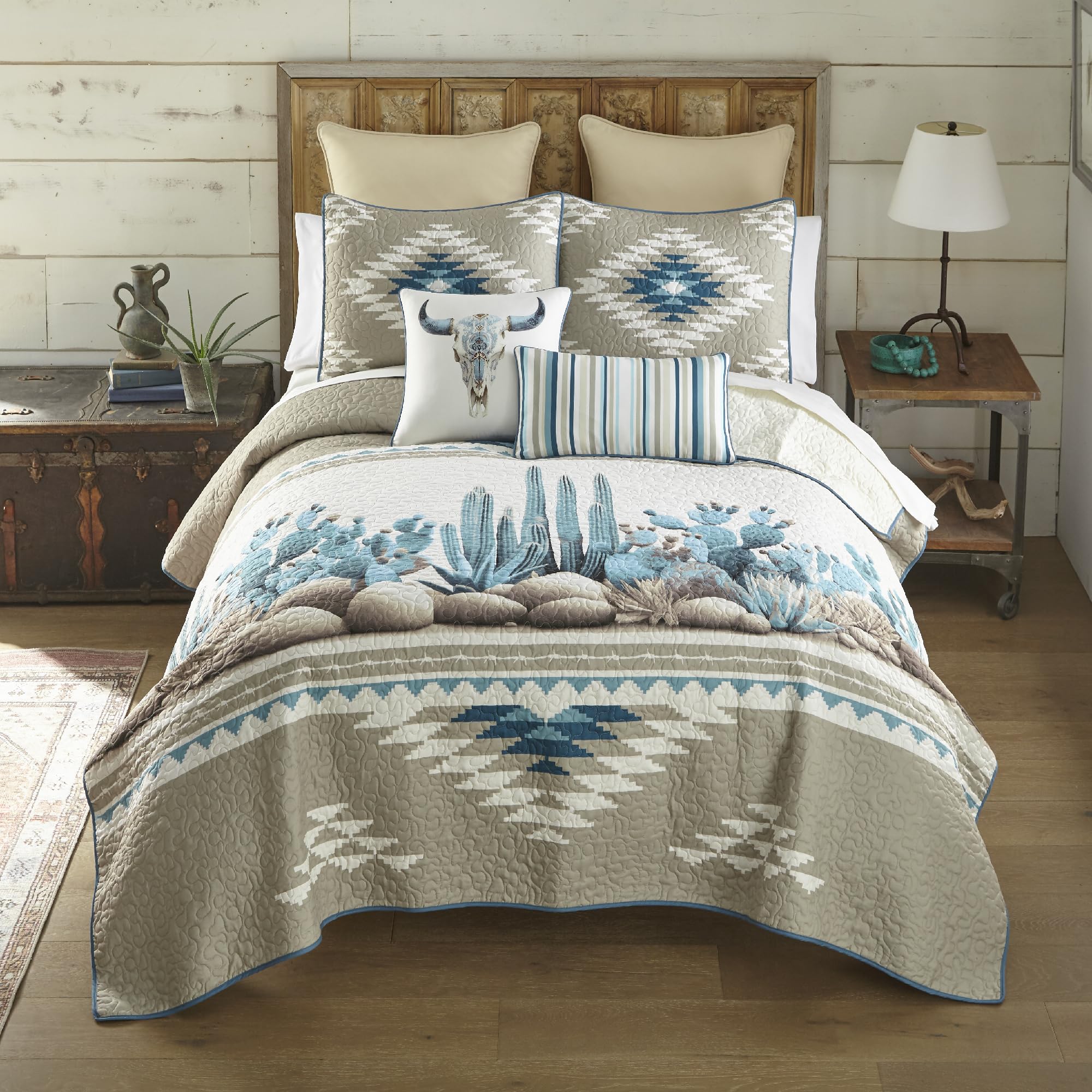 Donna Sharp Cacti-Queen Quilt Set, Measures 90 x 90, Includes Quilt and 2 Standard Shams, Machine Washable