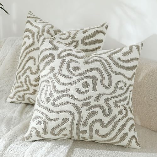 Miniatura 2 de Juego de 2 fundas de almohada de felpilla suave de 18 x 18 pulgadas, color beige neutro, cuadradas, decorativas, geométricas, modernas, a rayas,