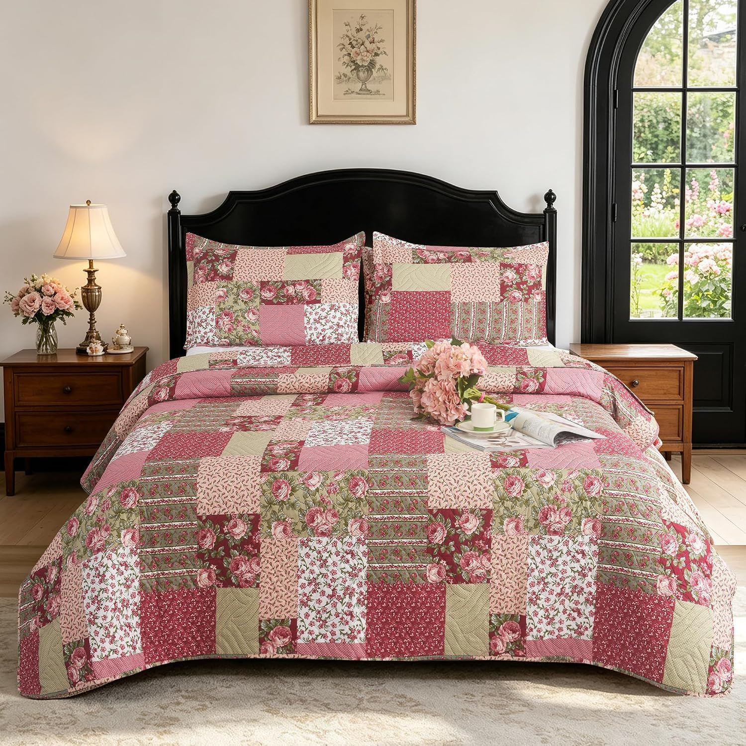 SAIMAZ 3-Piece Quilted Bedspread Set – Reversible Lightweight Patchwork Quilt with 2 Pillow Shams | Vintage Floral Design Comforter Throw | Double & King Size Bedding (Rose Patch)