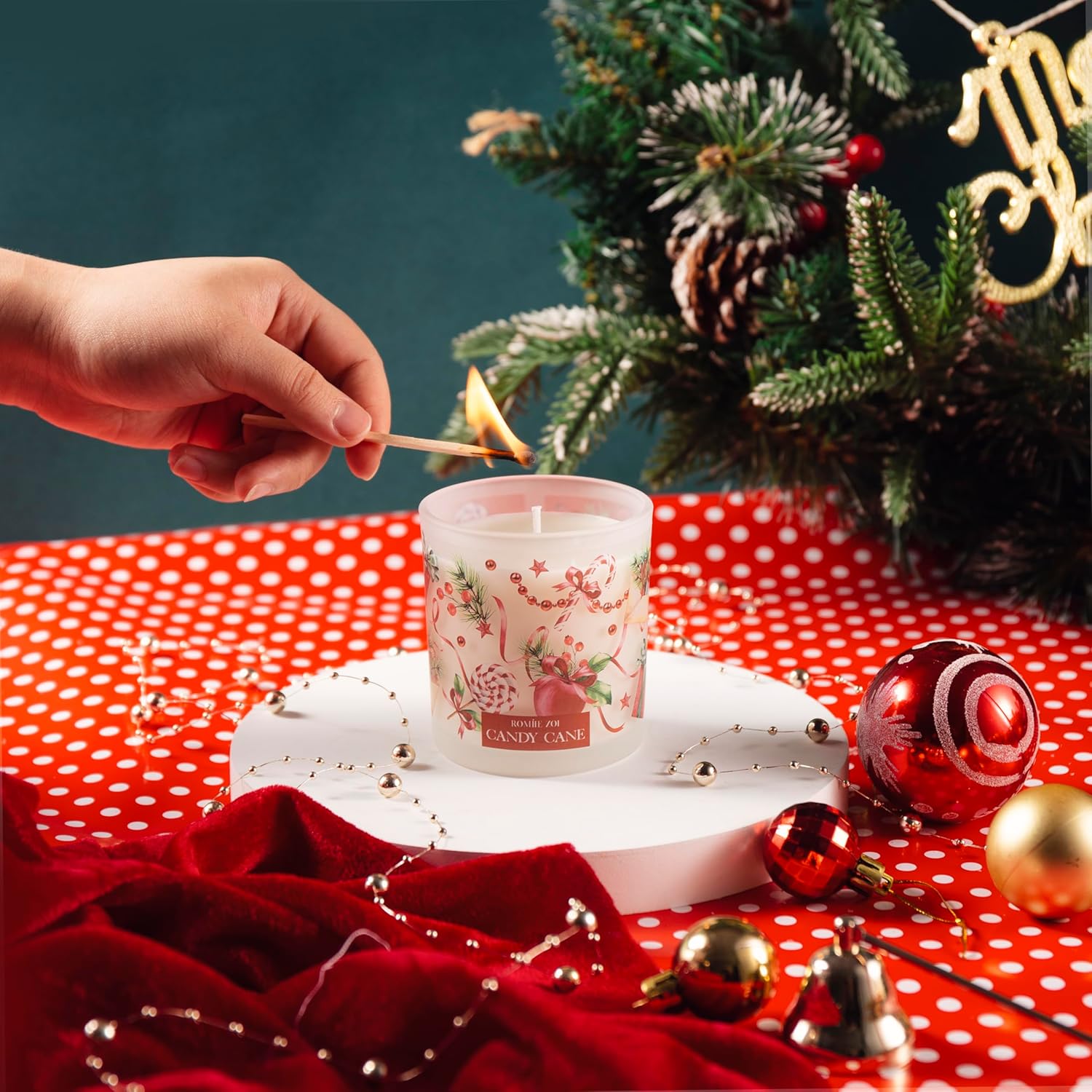 ROMIIE ZOI Christmas Scented Jar Candle - 6oz Soy Wax Candle - Candy Cane Infused with Peppermint Candy Cane Aroma - with Beautiful Keepsake Box Special for Holiday Gifts - Image 3