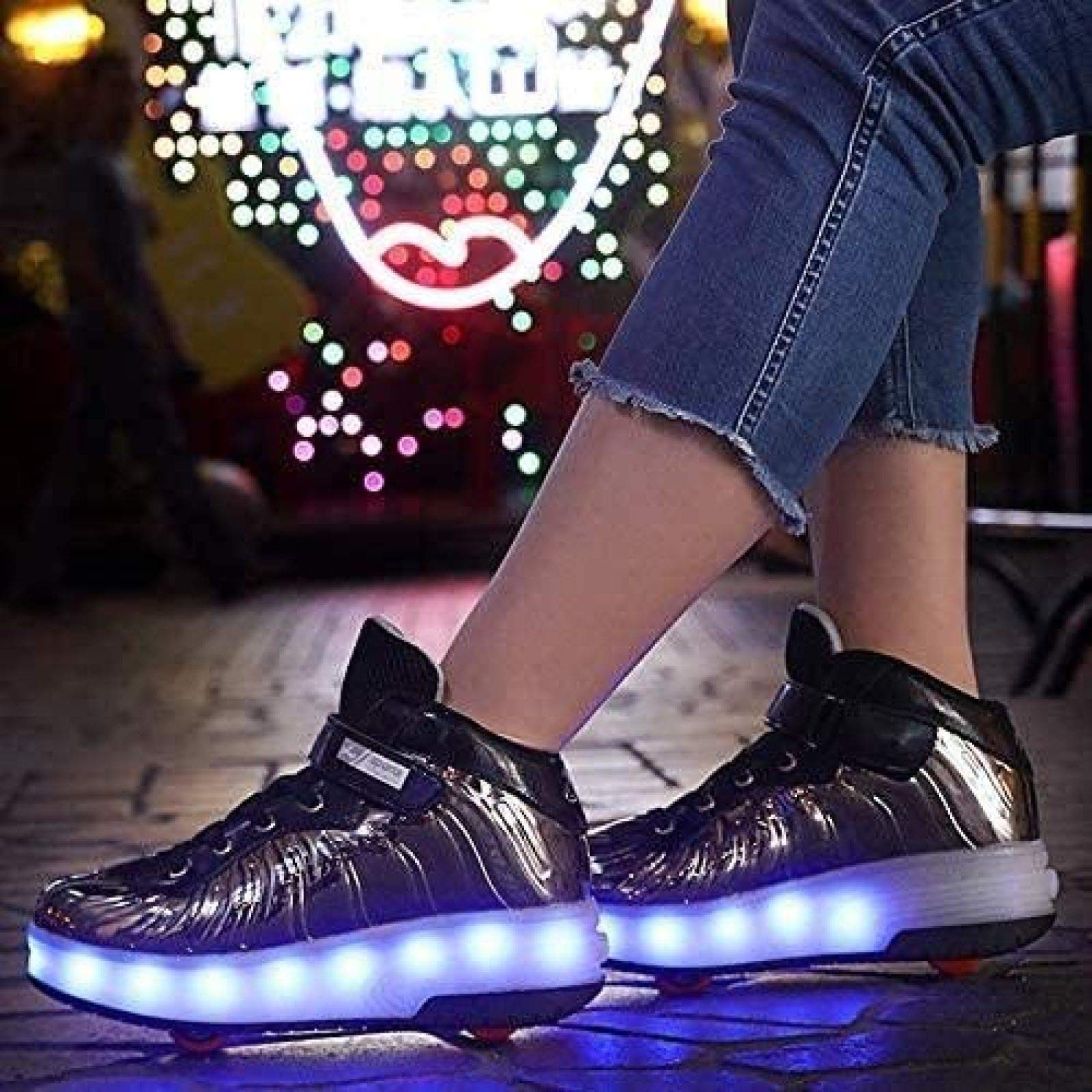 LED Chaussures De Patin à roulettes avec Double Roues Chaussures De Skateboard LED Chaussures à roulettes Enfants Garçons Filles Gymnastique en Plein Air Mode Sneaker Technique,Black-42 EU