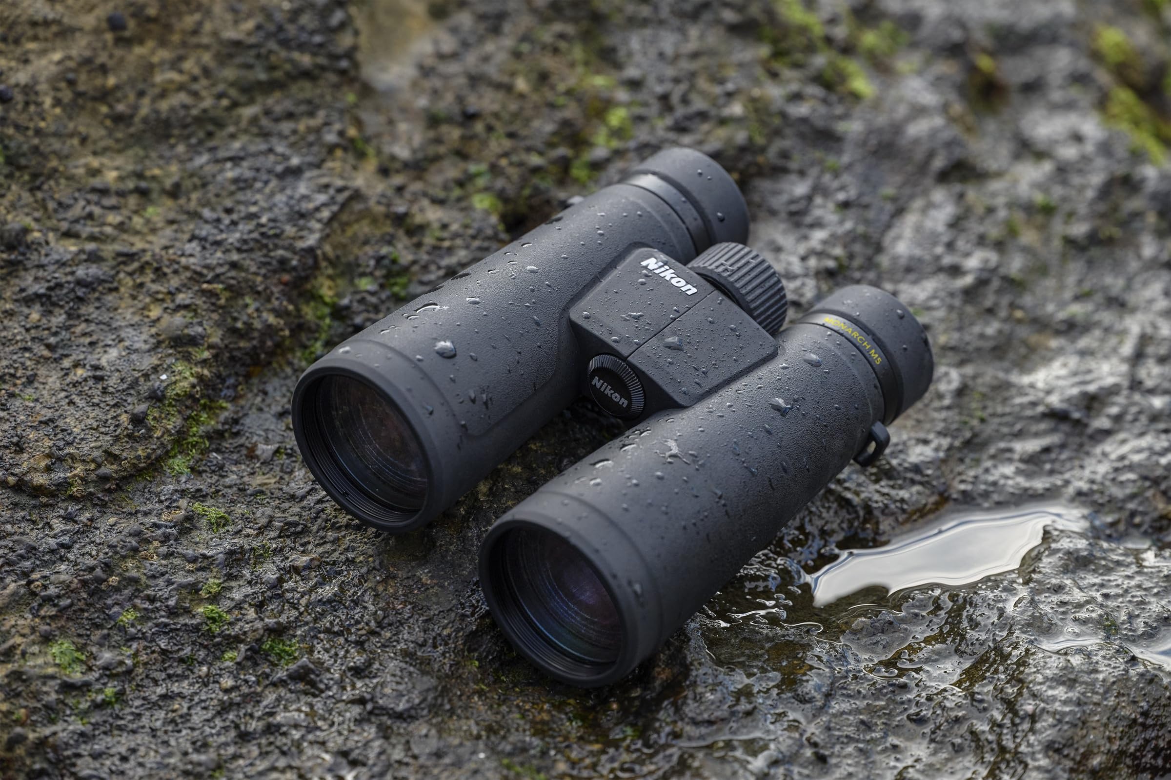 NIKON JUMELLE Monarch M5 10x50 | Provenance France. Emballage securisé. Livré avec Facture dont TVA.