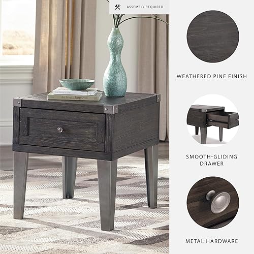 Miniatura 4 de Signature Design by Ashley Todoe - Mesa auxiliar cuadrada industrial con 1 cajón, 2 salidas y 2 puertos de carga USB, gris oscuro con acabado de