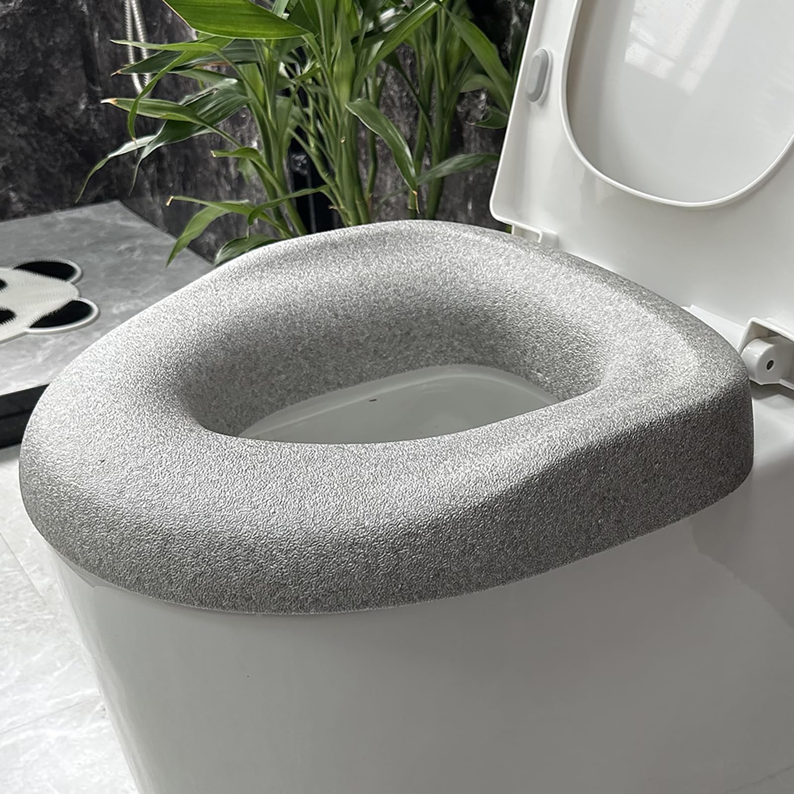 Toilet Seat Riser - Adds 3 Inch of Height to Toilet - with 300 Pound Weight Capacity,no installation,for Seniors Adults Elderly Handicap Disabled Fits Most Standard and Elongated Toilets