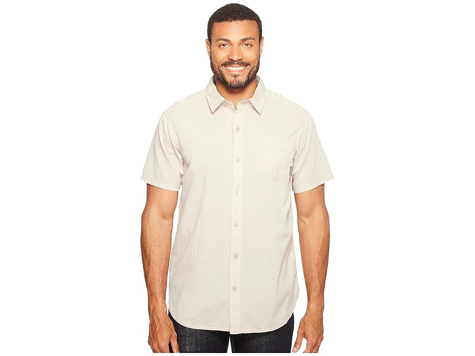

Columbia Campside Cresttm Short Sleeve Shirt (British Tan) Men's Short Sleeve Button Up