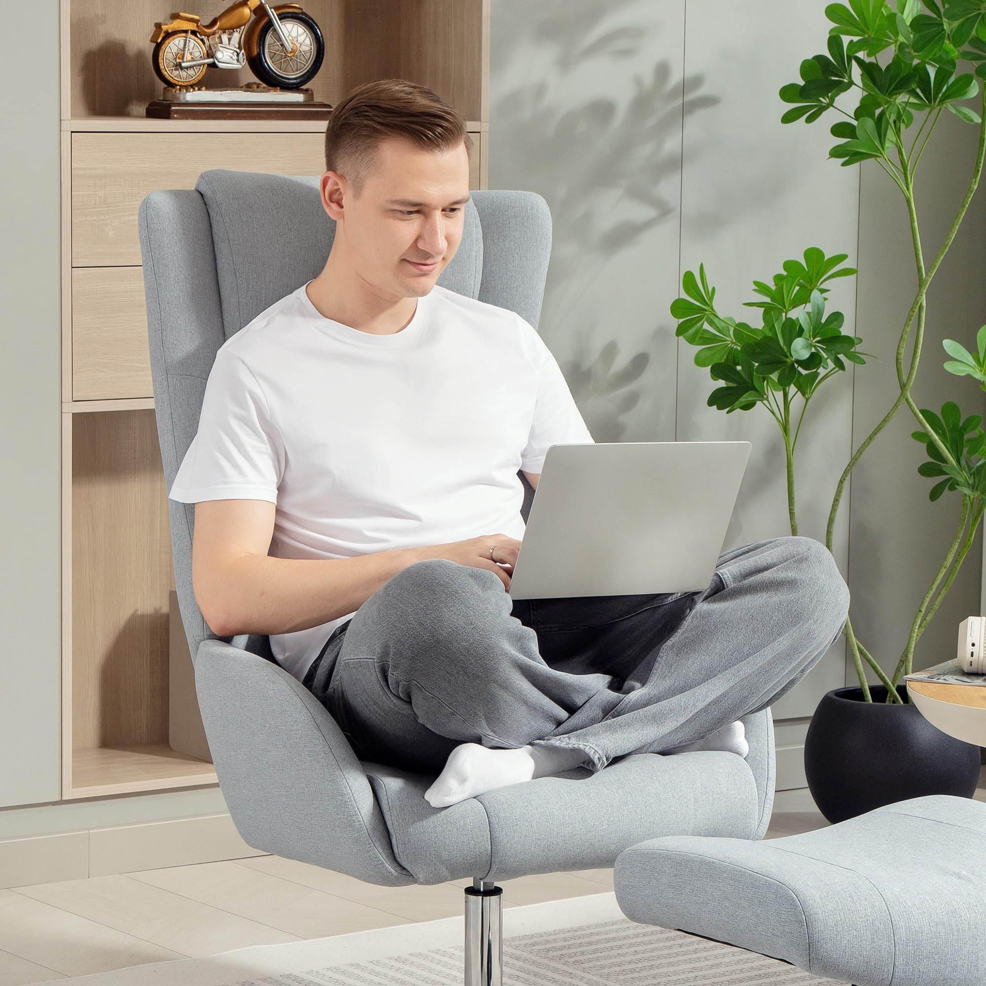 HOMCOM Relaxsessel mit Hocker, 360°drehbarer Fernsehsessel mit hoher Rückenlehne, TV-Sessel mit Samtoptik, Kopfstütze, Metallsockel, Polstersessel für Wohnzimmer, Grau