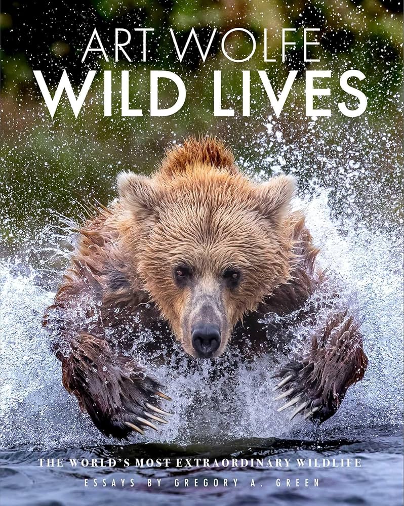 洋書　WILD LIFE IN AMERICAN ART Amazon.com: Wild Lives: The World's Most Extraordinary