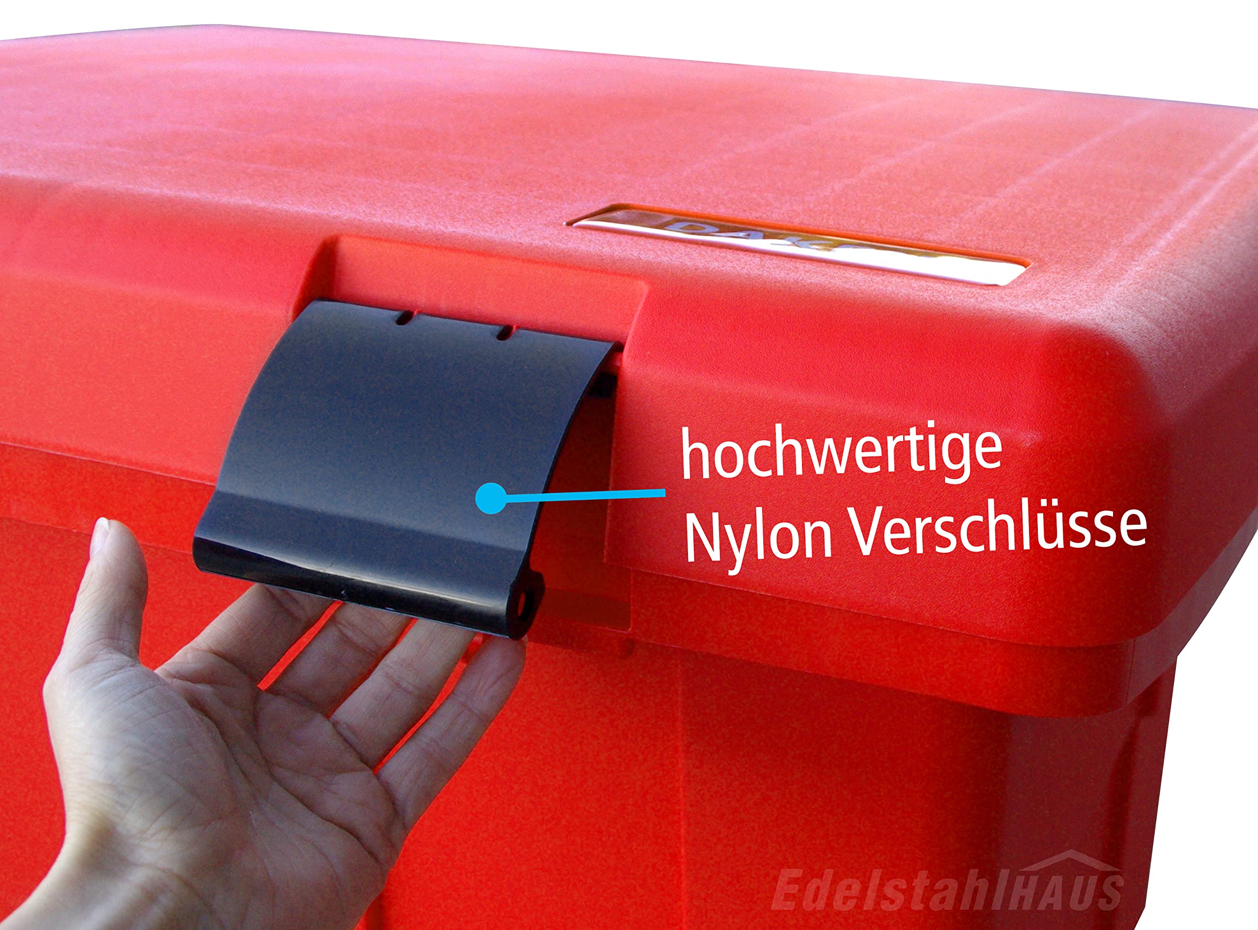 DAKEN Streugutbehälter 108 ltr. ROT, Streugutbox, Streusalzbox, Sandbox, Lagerbehälter, Pick-up Box, Anhängerbox, Deichselbox, Streukiste, Salzlager, Winterdienst mit Schaufel