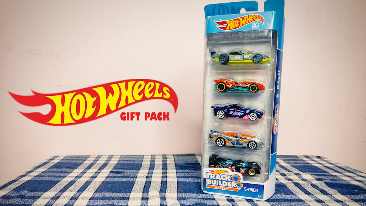 Hot Wheels 10 Cars Gift Pack, Assorted Metal Cars, Multicolor