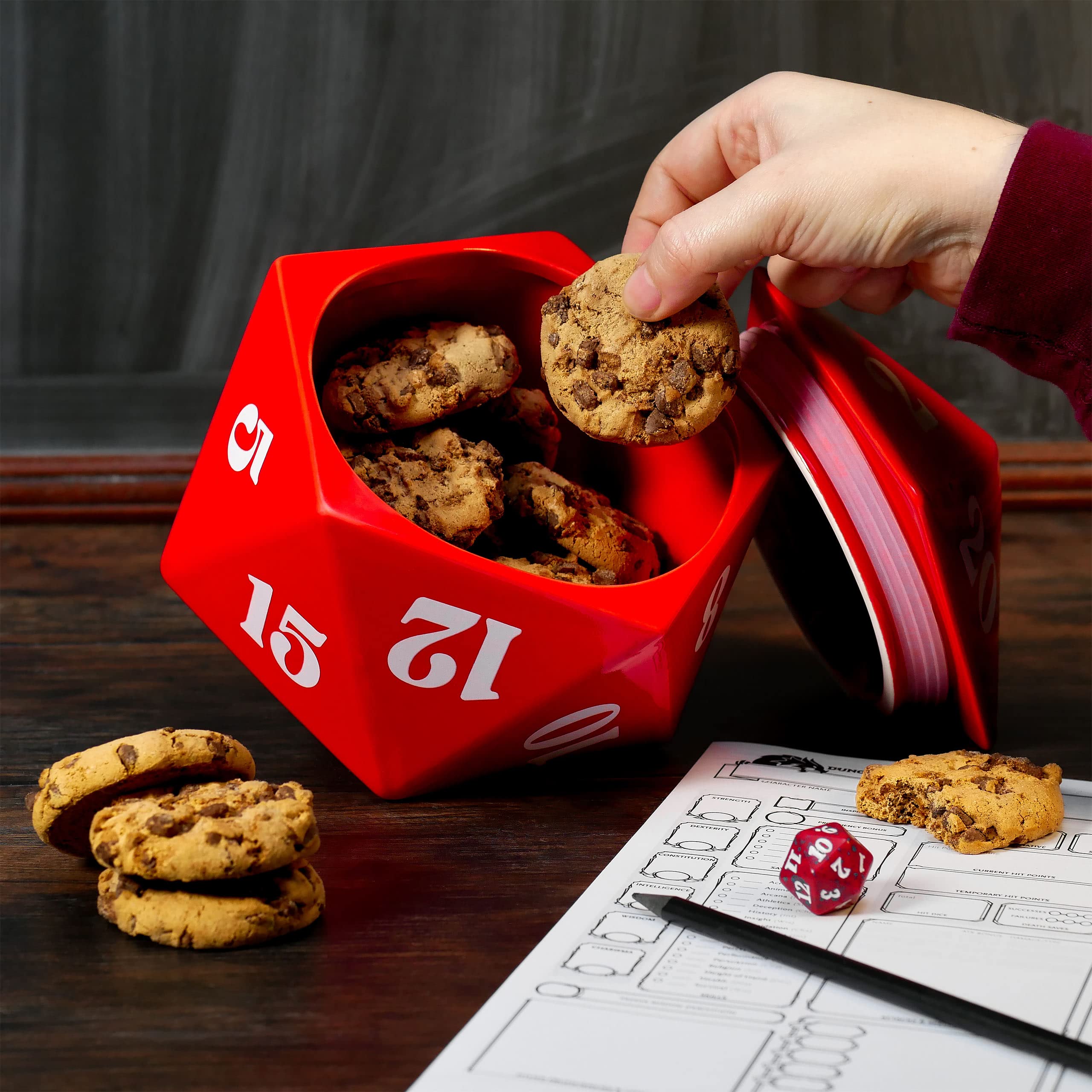 Contenitore Per Biscotti A Forma Di D20 - Cubo In Ceramica Rossa | Design Per Appassionati Di Giochi Di Ruolo - Foto 7