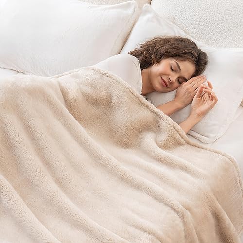 Miniatura 2 de Berkshire Blanket Manta clásica de felpa extra-Fluffy tamaño Queen, suave y mullida manta de pelo largo para sofá o cama, color caqui chino, 90 x 90