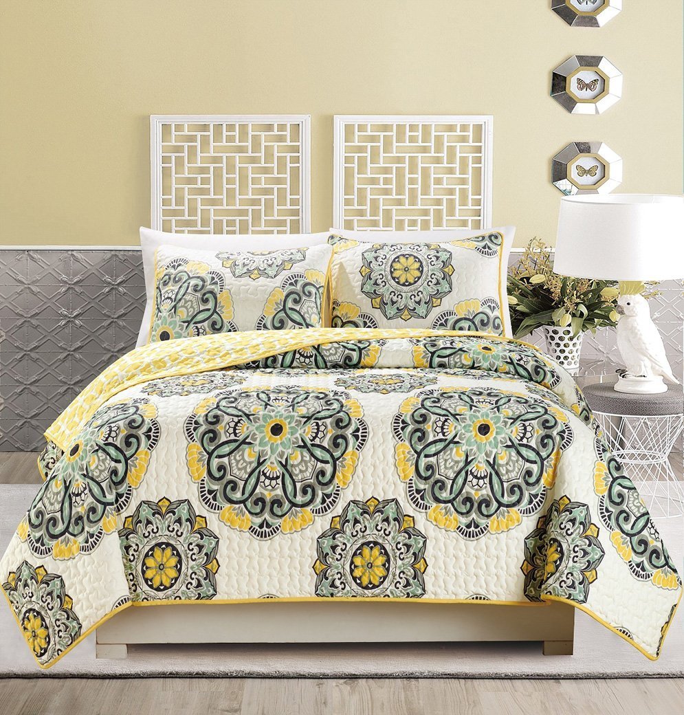 Grand Linen3-Piece Fine Printed Quilt Set Reversible Bedspread Coverlet King/Cal King Size Bed Cover in Black, White, Yellow and Grey Colors