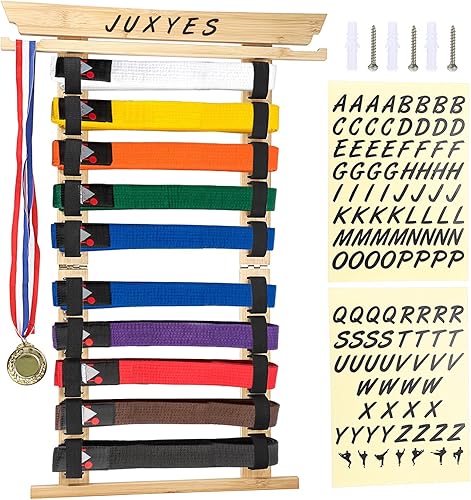 JUXYES Organizador de cinturones de artes marciales para colgar en la pared, para 10 cinturones con colgador de medallas y calcomanĂas, soporte de JUXYES Organizador de cinturones de artes marciales para colgar en la pared, para 10 cinturones con colgador de medallas y calcomanĂas, soporte de
