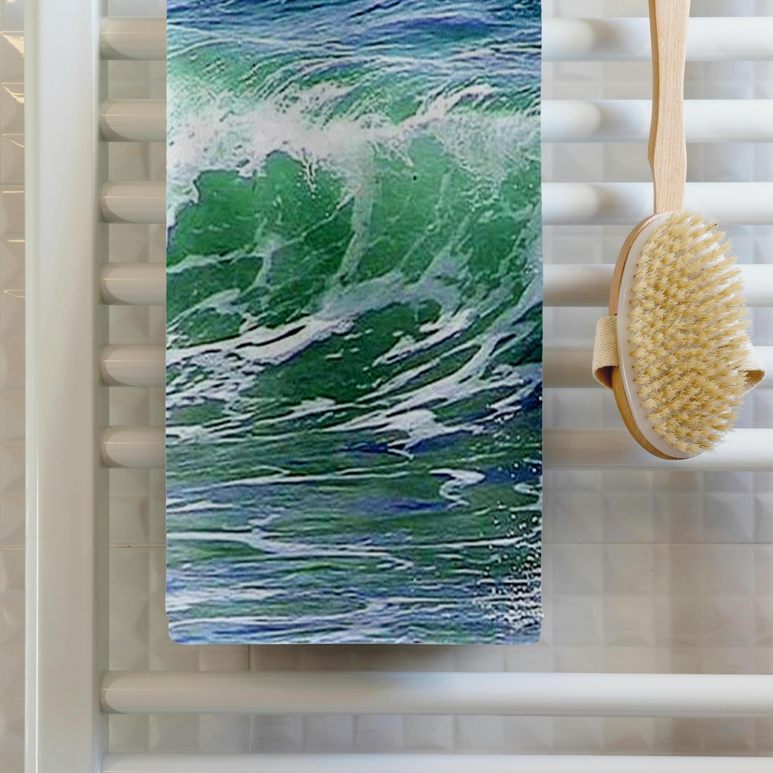 Amazon.com: 3dRose Seafoam Green n Blue Waves n Water 22x30 Bath