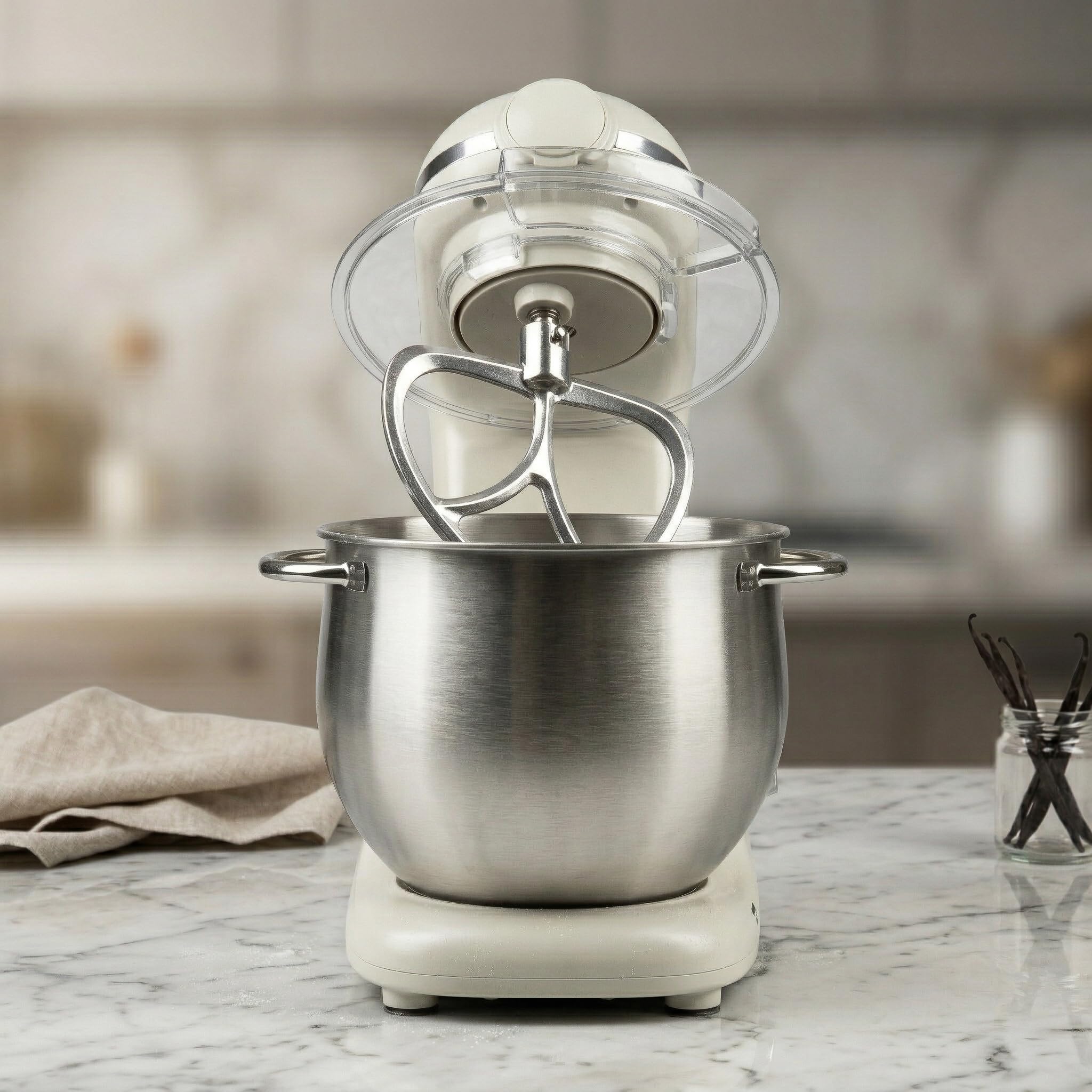 Girmi IM50W Impastatrice Planetaria 8 Litri, Contenitore INOX con Maniglie, 2200W (max), 6 Velocità + Pulse, Accessori Inclusi, Beige