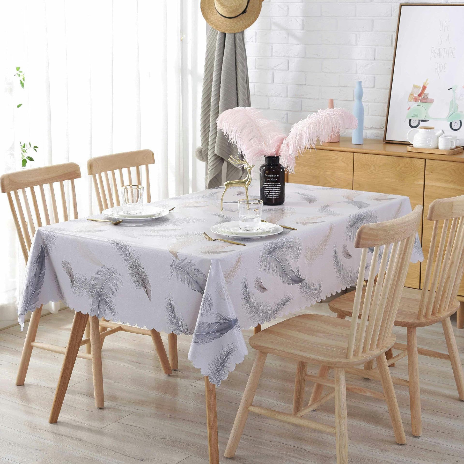 Nappe ronde en PVC essuyable et rectangulaire anti-tache à motif plumes pour protection table