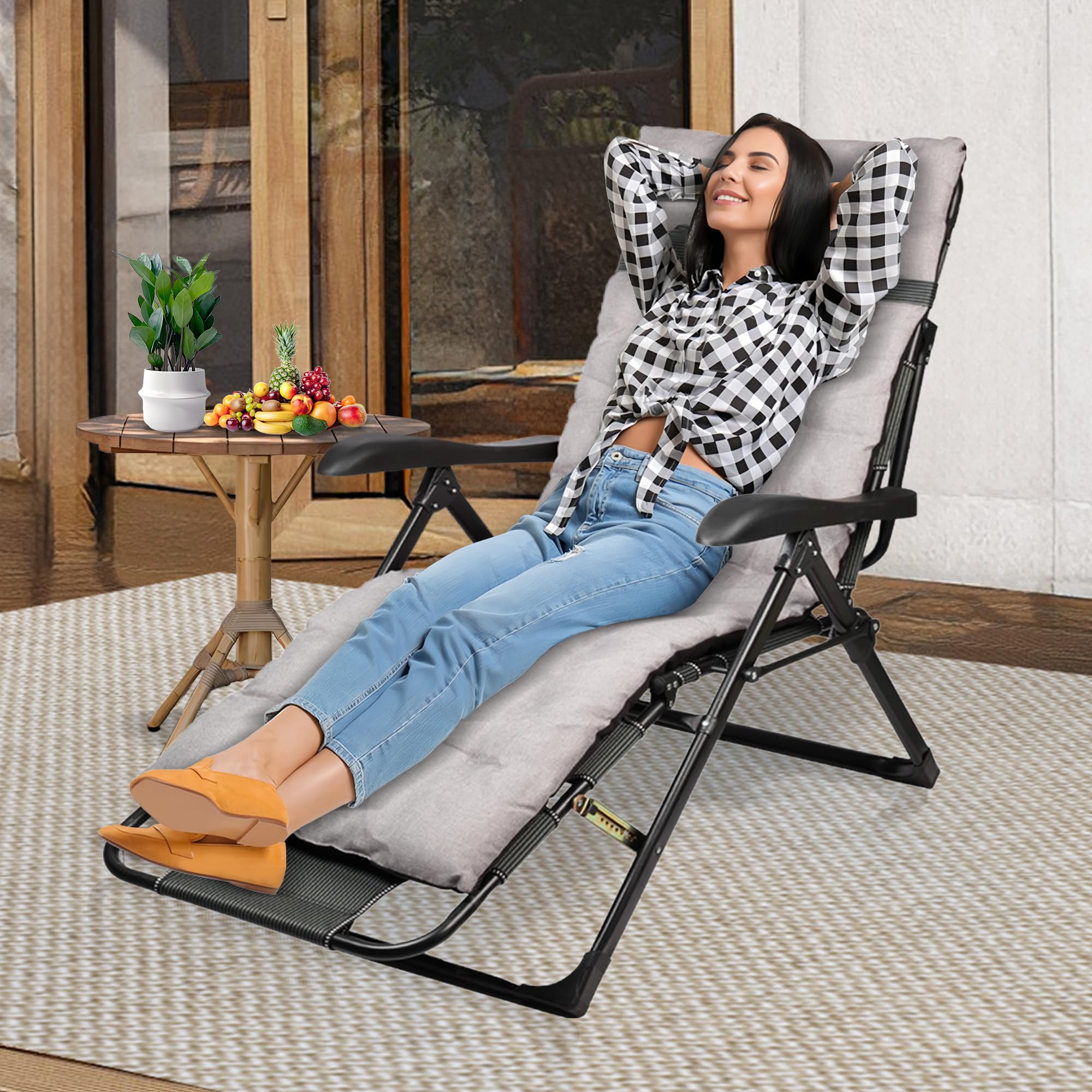 Sonnenliege Klappbar, Liegestuhl Garten, Klappbare Gartenliege Verstellbar Rückenlehne, Relaxsessel Garten Mit Auflage Polster, Getränkehalter, Liegestuhl Balkon Belastbar150kg (Grau)