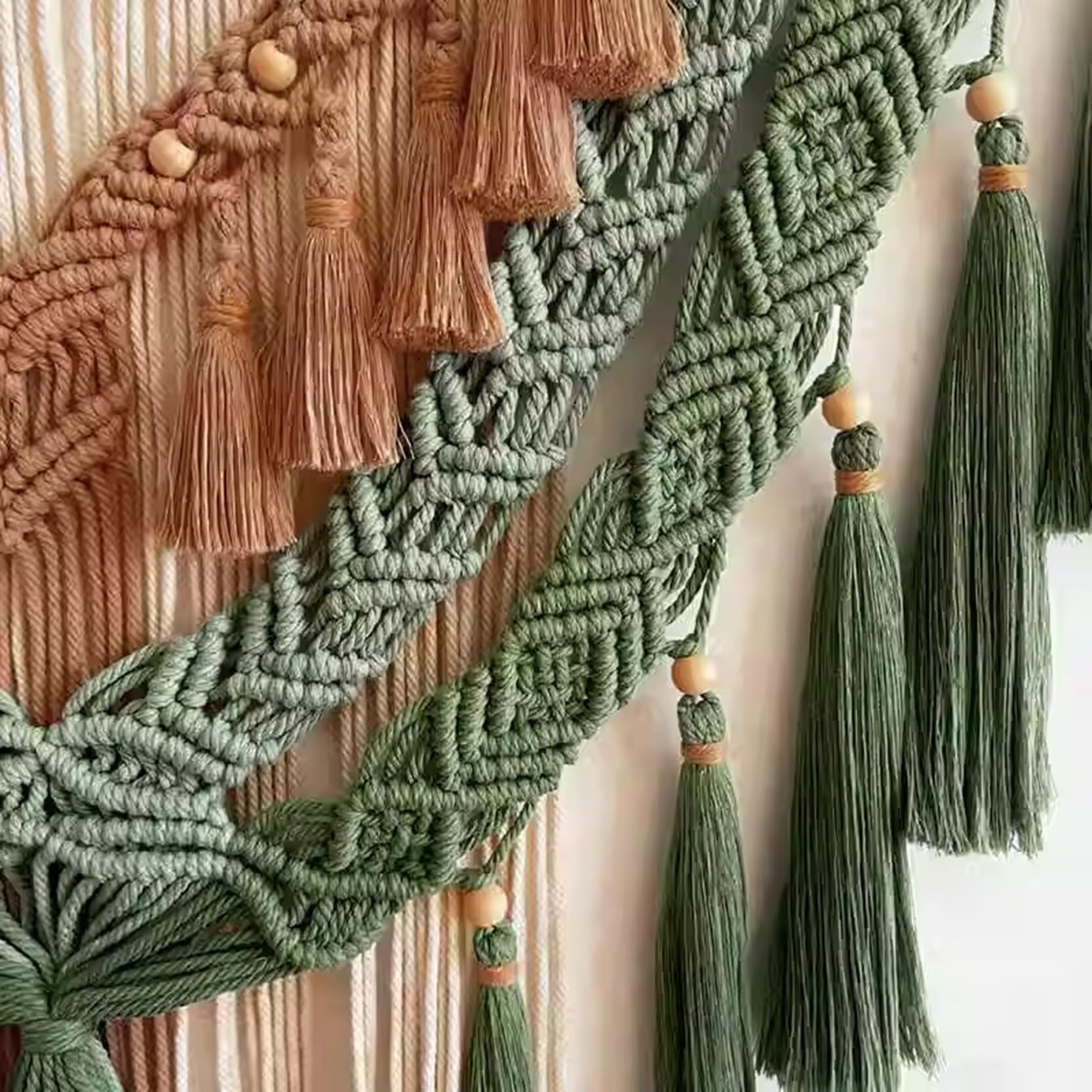 Makramee Wandbehang Groß im Boho-Stil, Breite 31,5/39,4/47,2 Zoll, Boho-Wandteppich, Höhe 41,3/47,2/59 Zoll, beige und grüne Baumwollseil-Quasten-Wanddekoration(100x120cm)