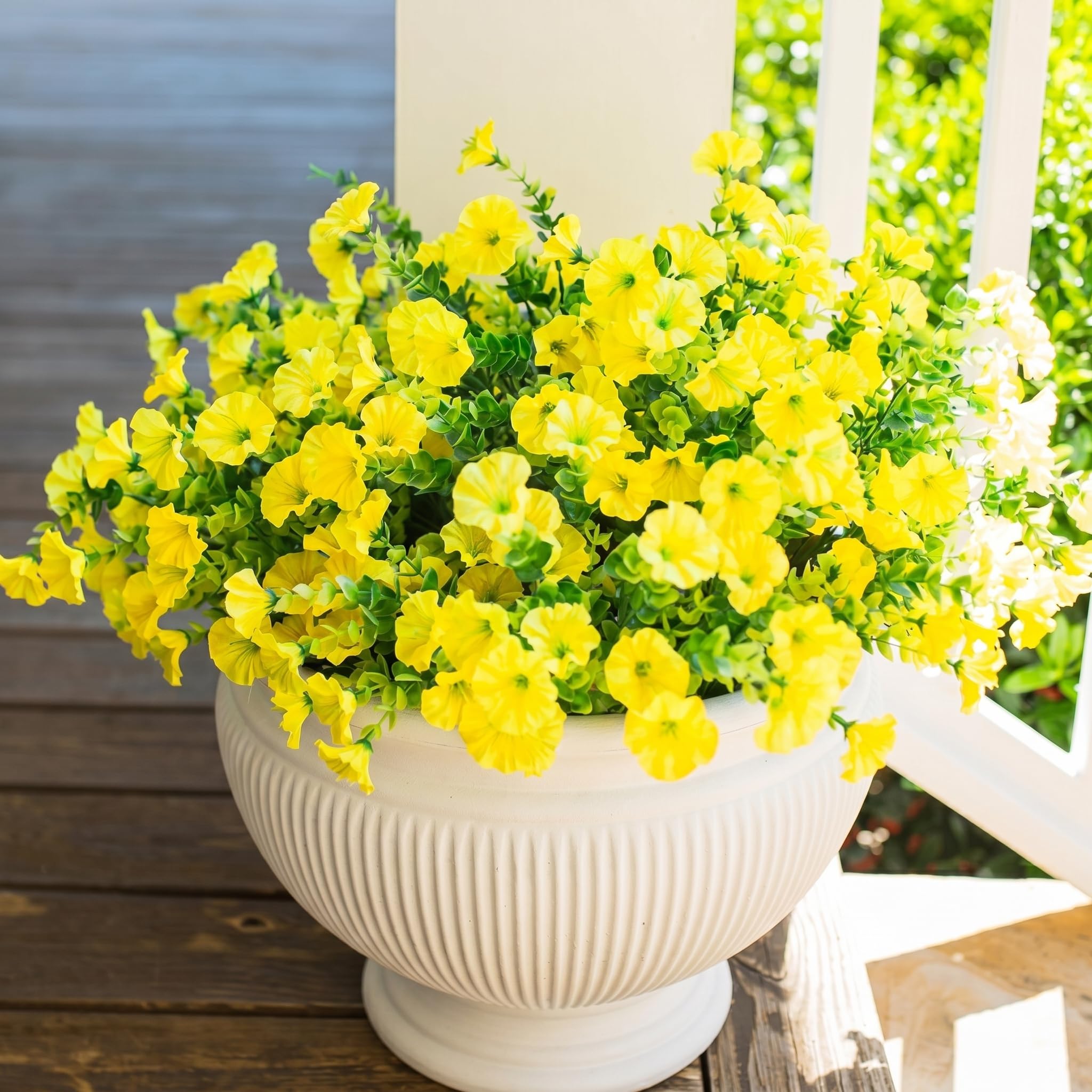 bakkiet Artificial Flowers