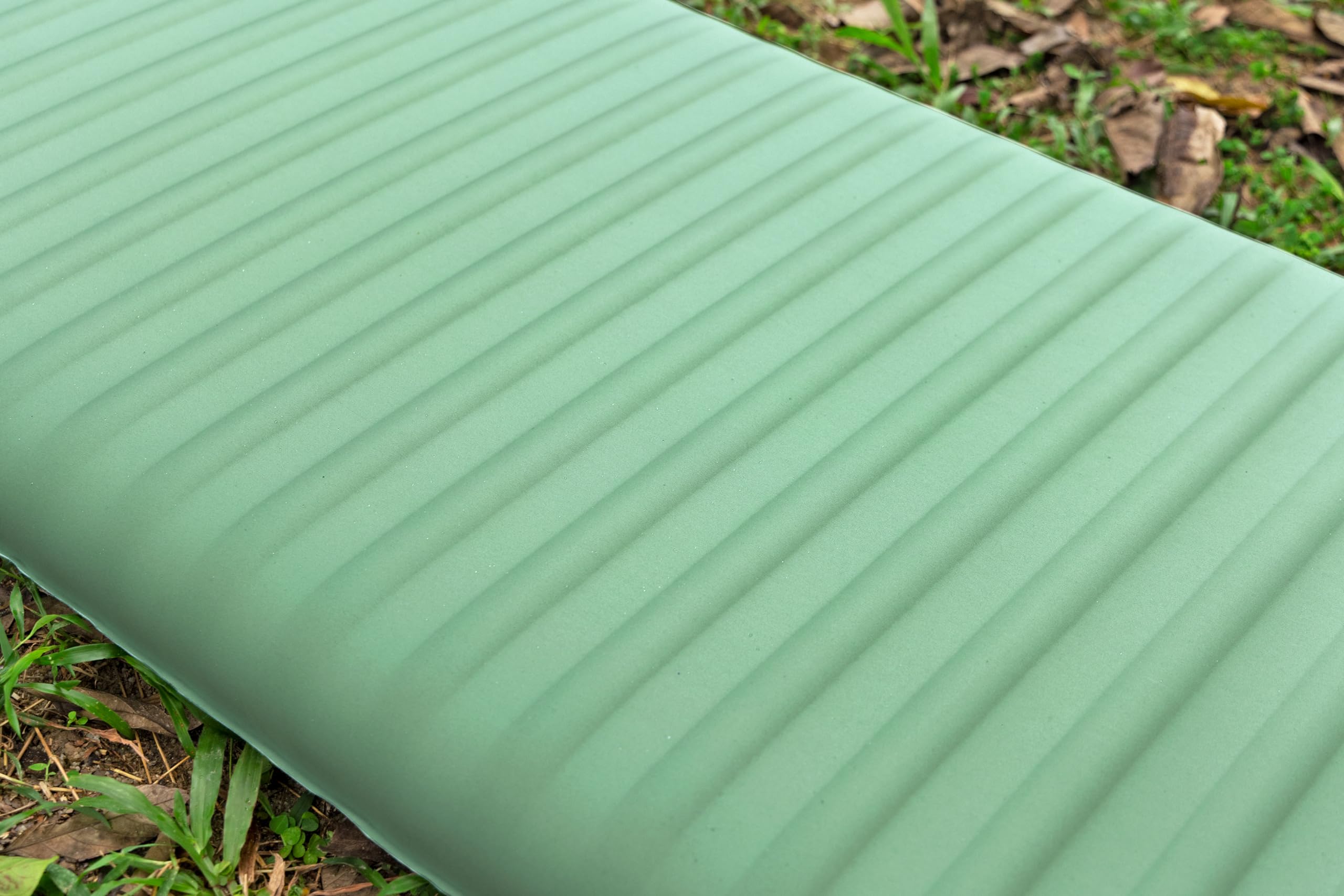 Matelas autogonflant ComforTrek™ 1,83 m x 63,5 cm x 7,6 cm